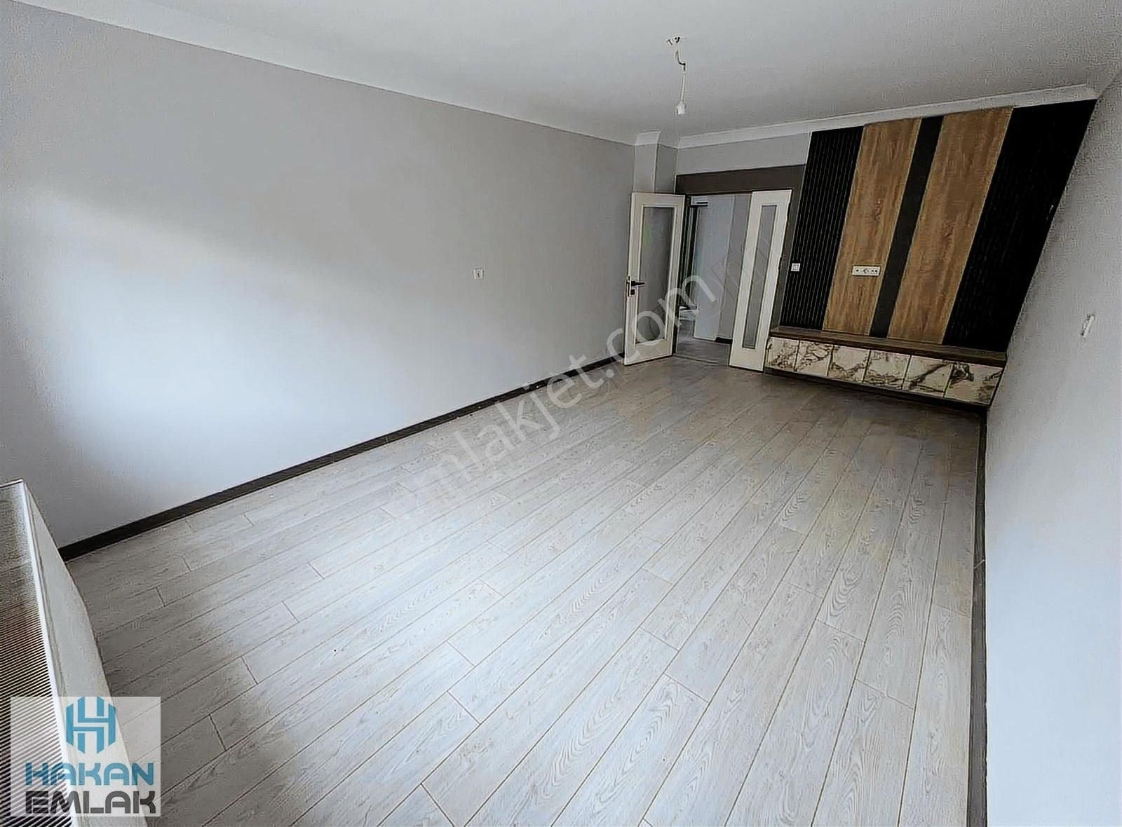 Osmanlı Mah. Site İçerisinde Full Yapılı Ara Katta 3+1 Daire