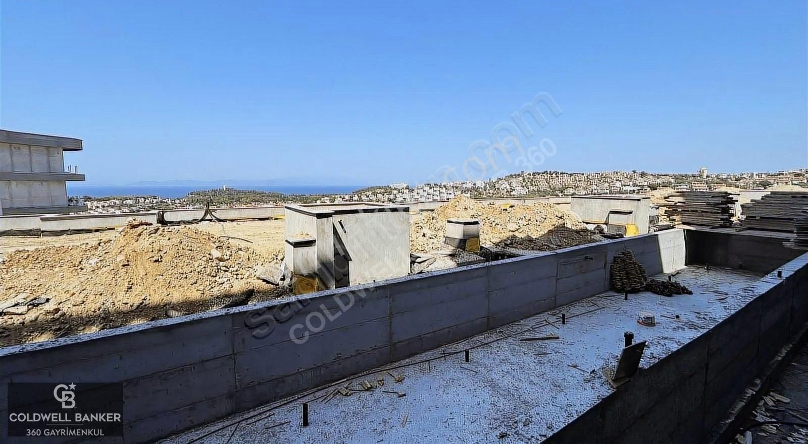 Satılık 3+1 Daire Bahçeli Deniz Manzaralı Kuşadası Değirmendere - Görsel 8