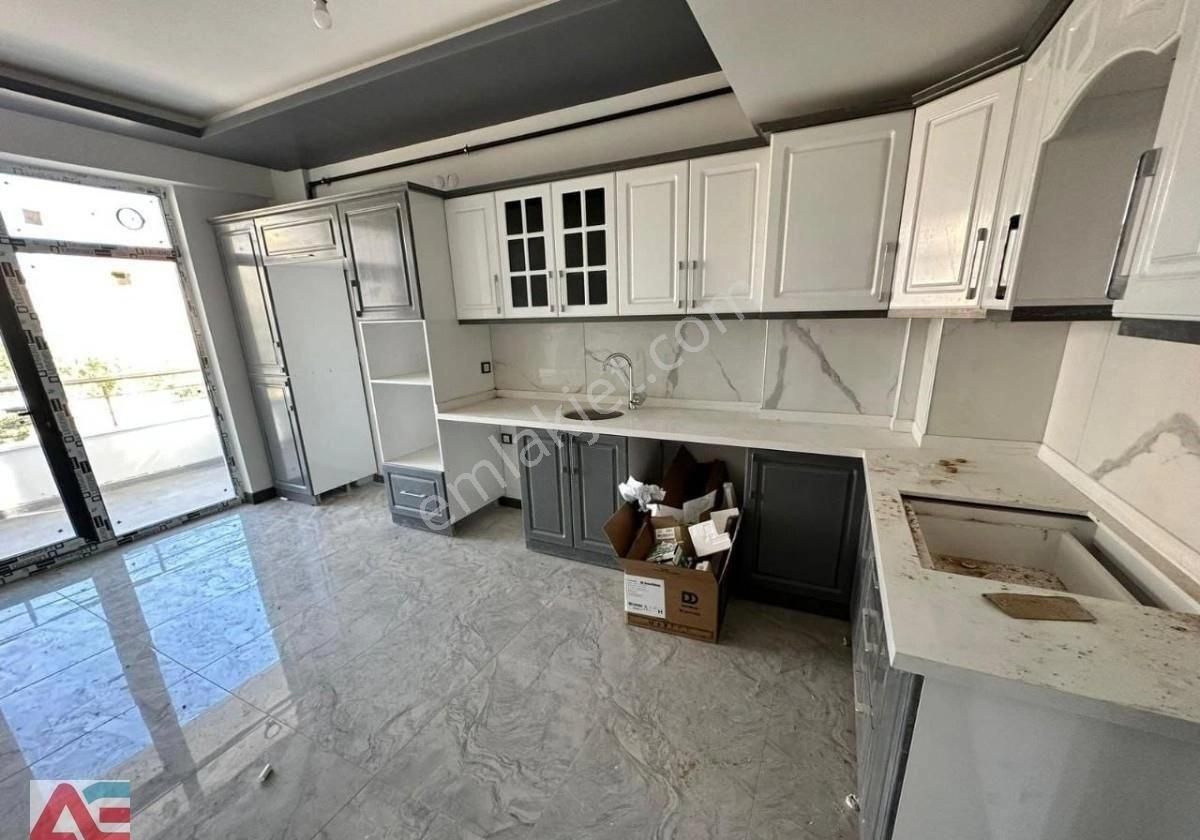 Çarşının Kalbinde Ferah Ve Kullanışlı 3+1 Kiralık Daire