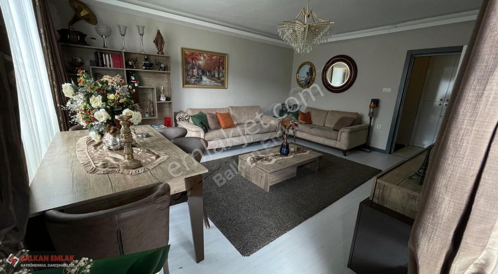 Balkan Emlak'tan Satılık Siteler Mahallesinde 4+1 Dublex Daire