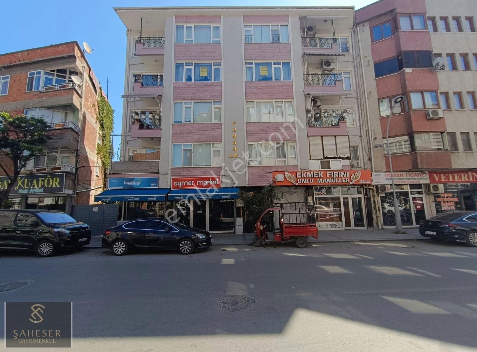 Adapazarı Orta Mahalle Cadde Üzerinde 3+1 110 M² Uygun Daire