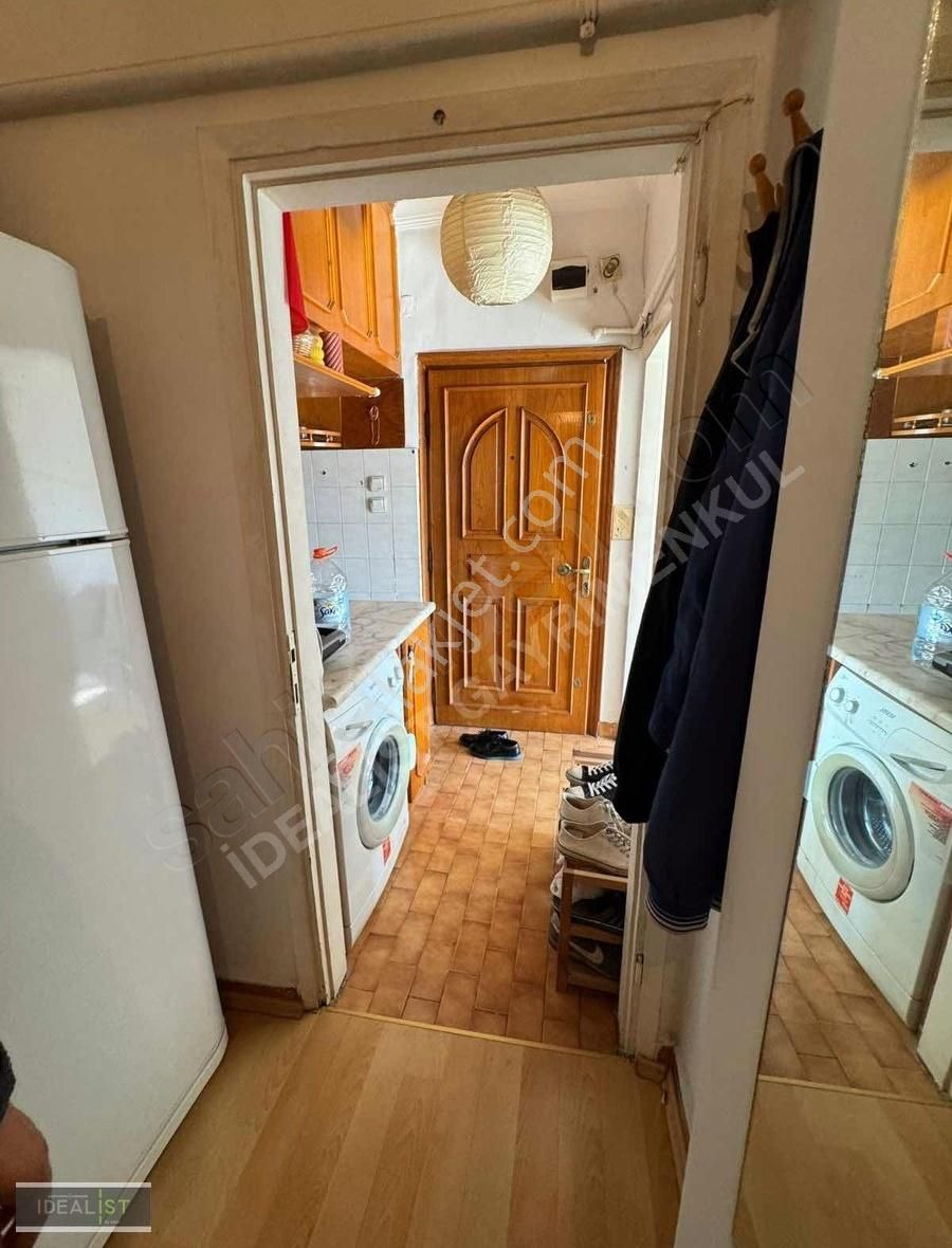 Ortaköy'de Sahile Yakın Nezih Sokakta 2+1 Ferah Daire - Görsel 13