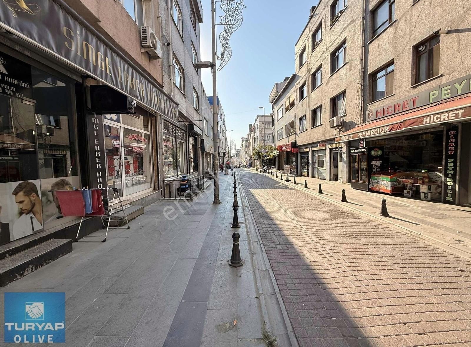 Kosova Caddesi'nde Tadilatı Yapılmış 3+1 Ara Kat Daire