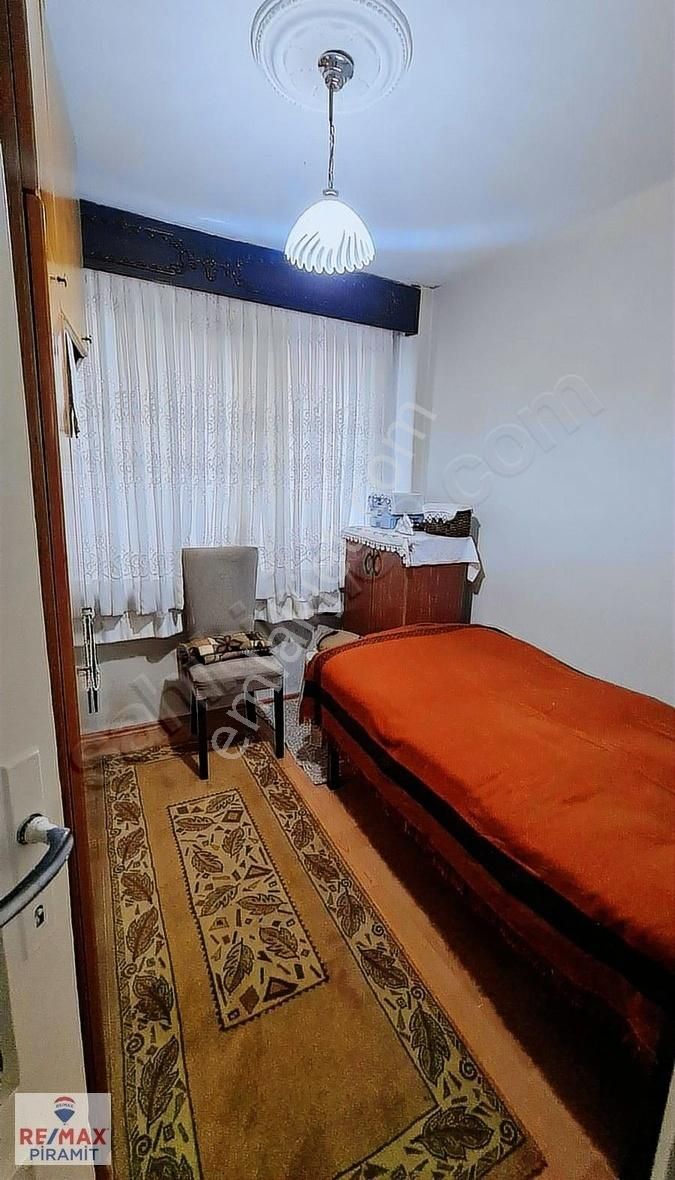 2+1 Kat Mülkiyetli Taşınmaya Hazır Boş Ve Eşyalı Satılık Daire - Görsel 8
