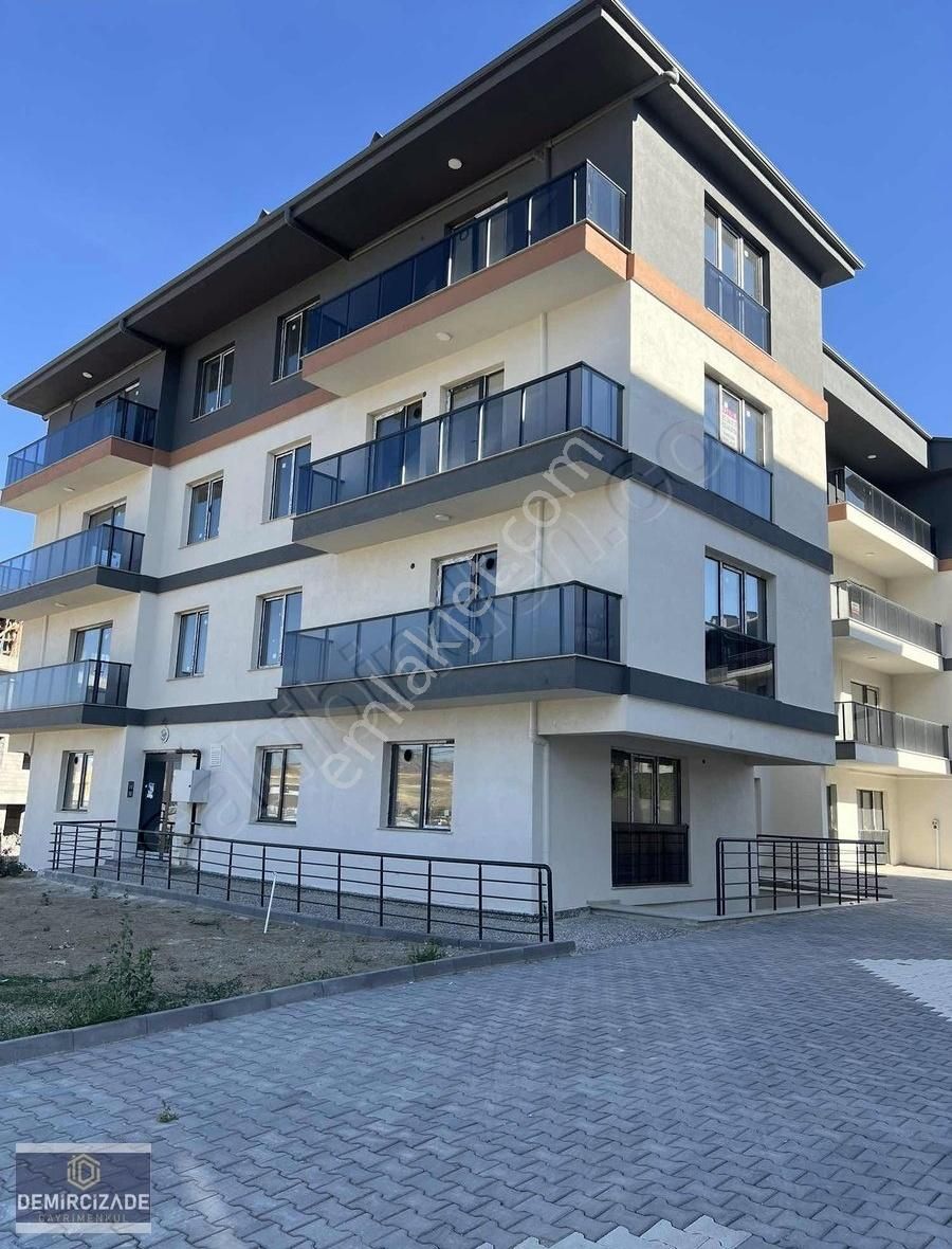 Demircizadem Gayrimenkulden 2+1 Sıfır Satılık Daire
