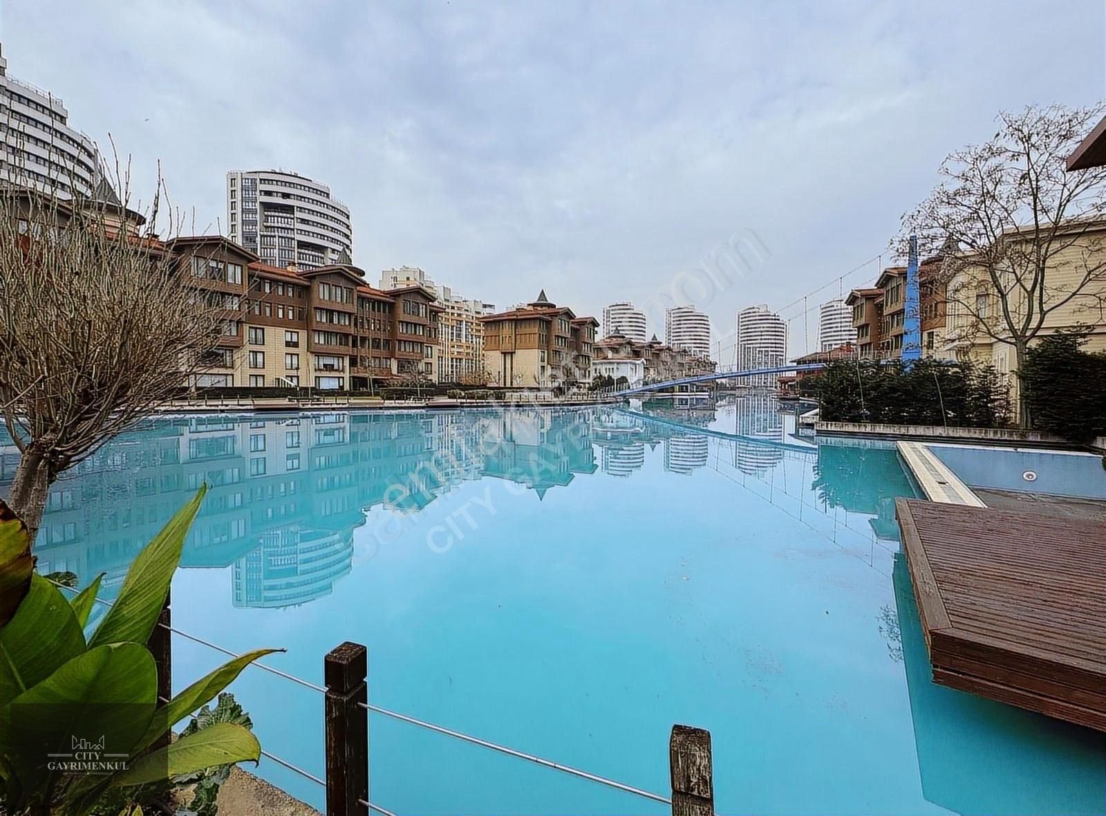 Bosphorus Cıty Full Peyzaj Göl Manzaralı 3+2 Tadilatlı Dubleks
