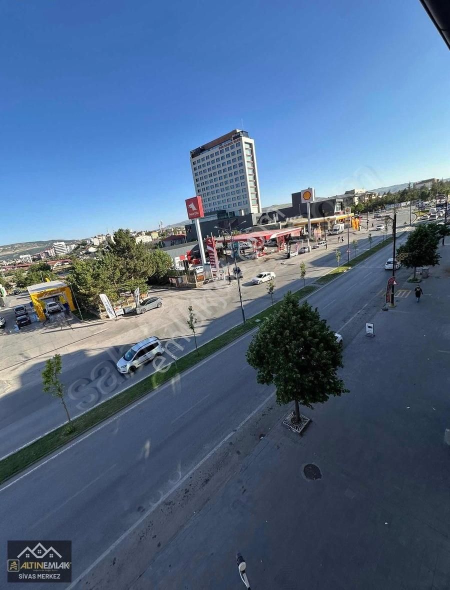 Altın Emlak'tan Green Park Karşisı Cadde Üzeri Üst Kat ^^3+1^^