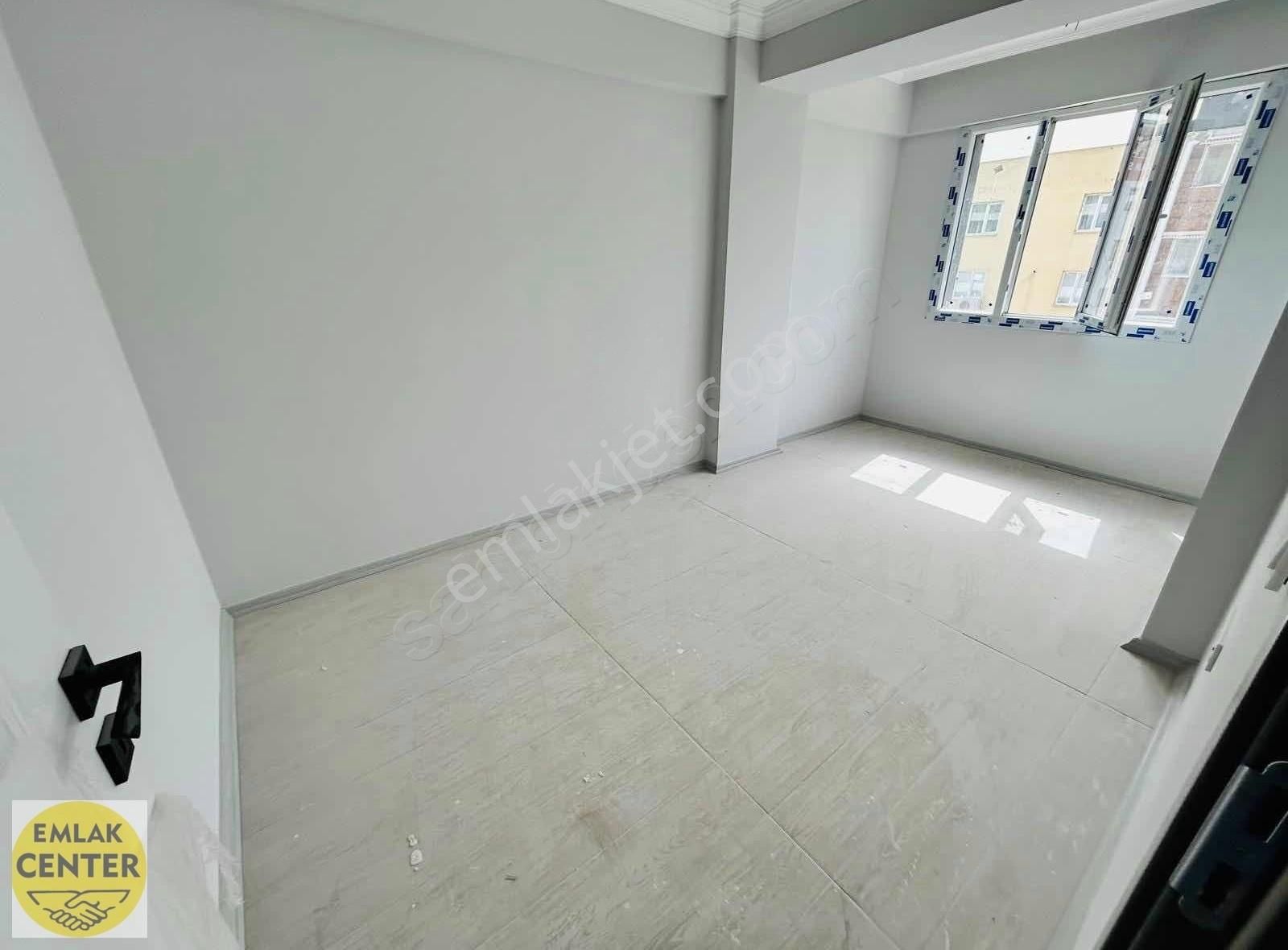 Emlak Center'dan Muradiye Mah Satılık 1+1 Sıfır Daire - Görsel 4