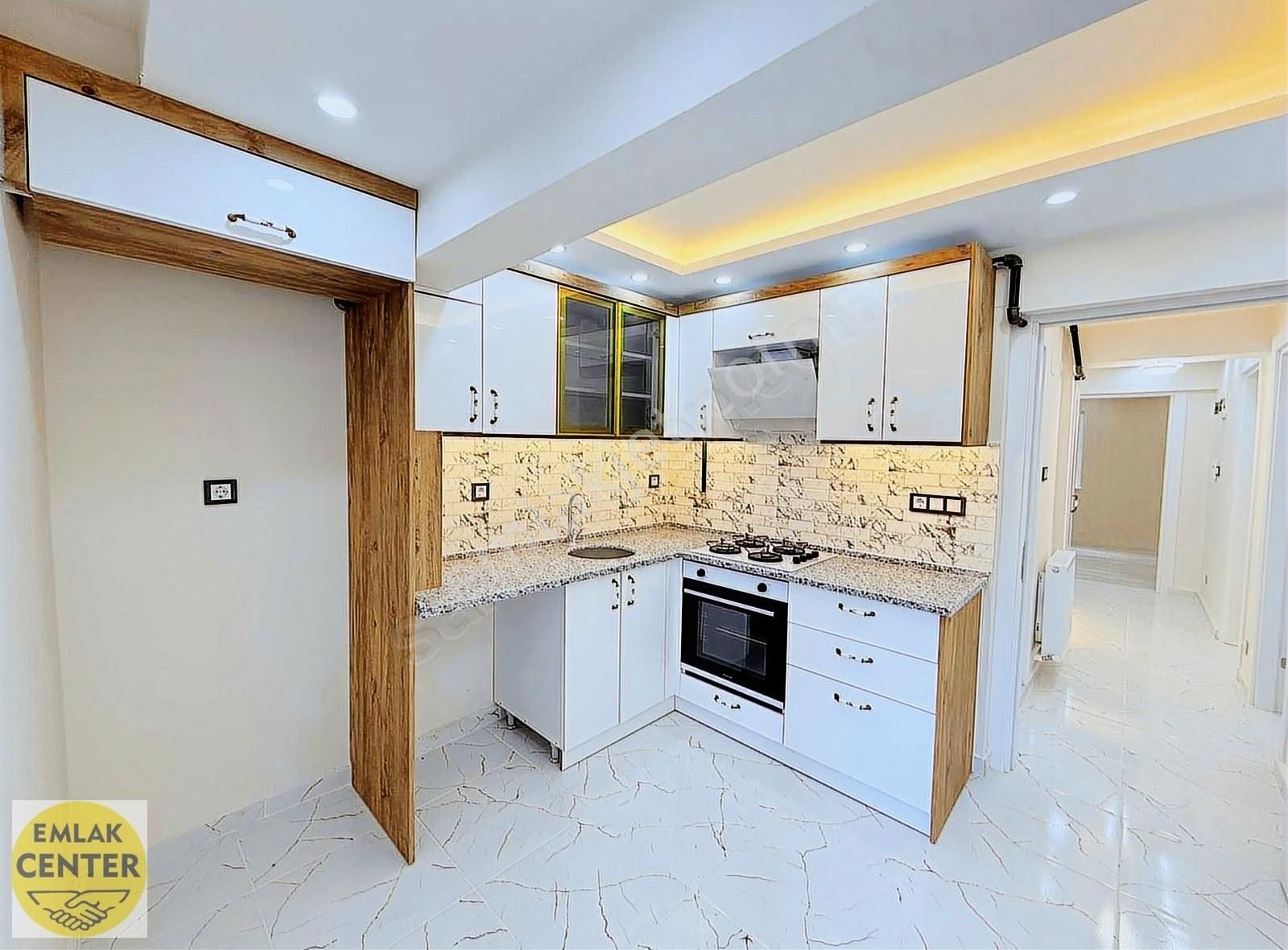 Emlak Center'dan Mimar Sinan Mah Satılık 2+1 Bahçeli Daire