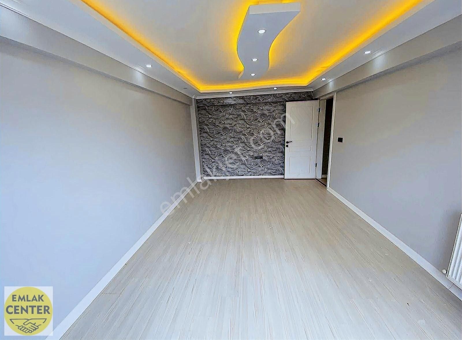 Emlak Center'dan Muradiyede 3+1 Önü Açık Satılık Daire - Görsel 28