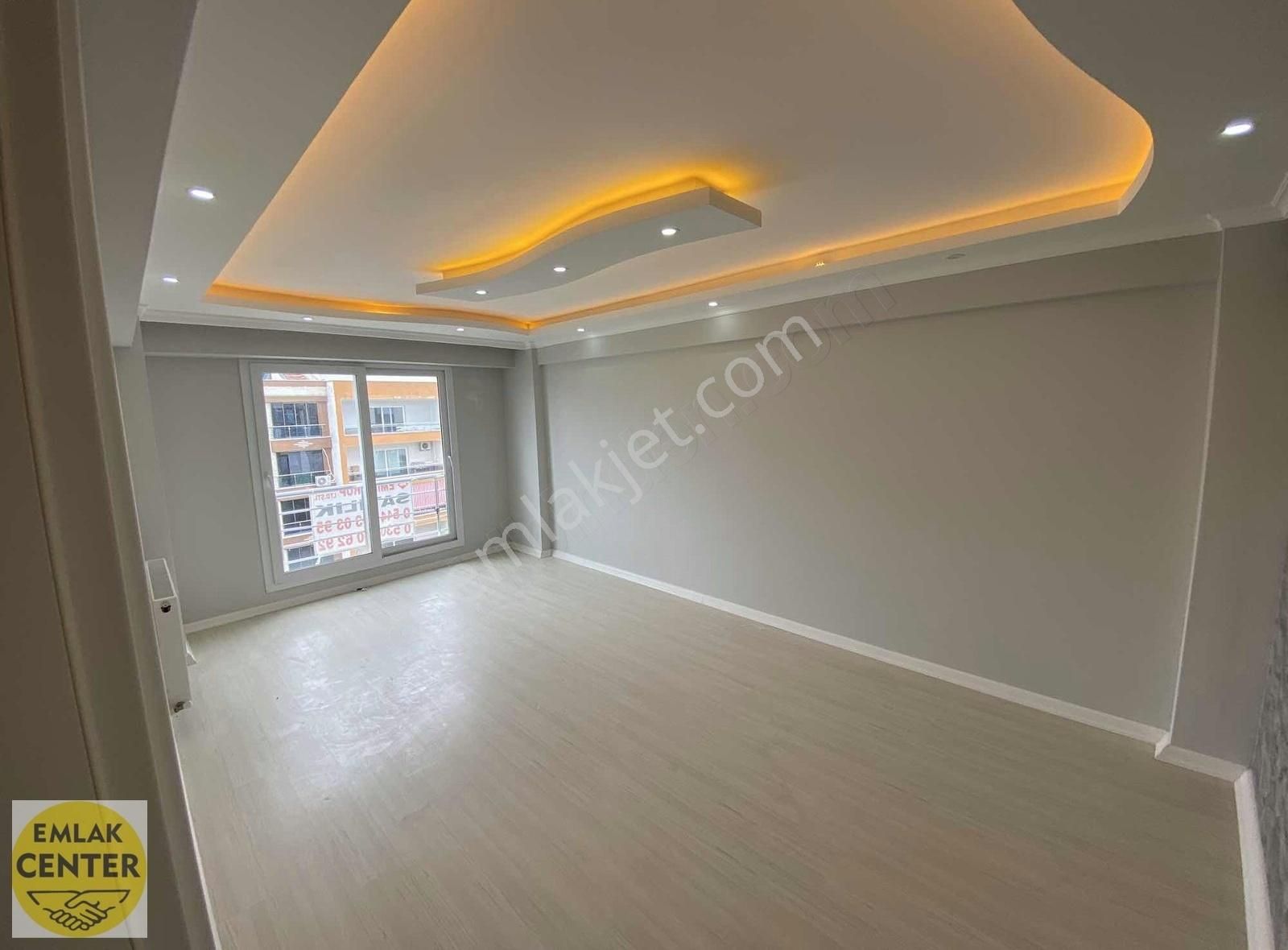 Emlak Center'dan Muradiyede 3+1 Önü Açık Satılık Daire - Görsel 3