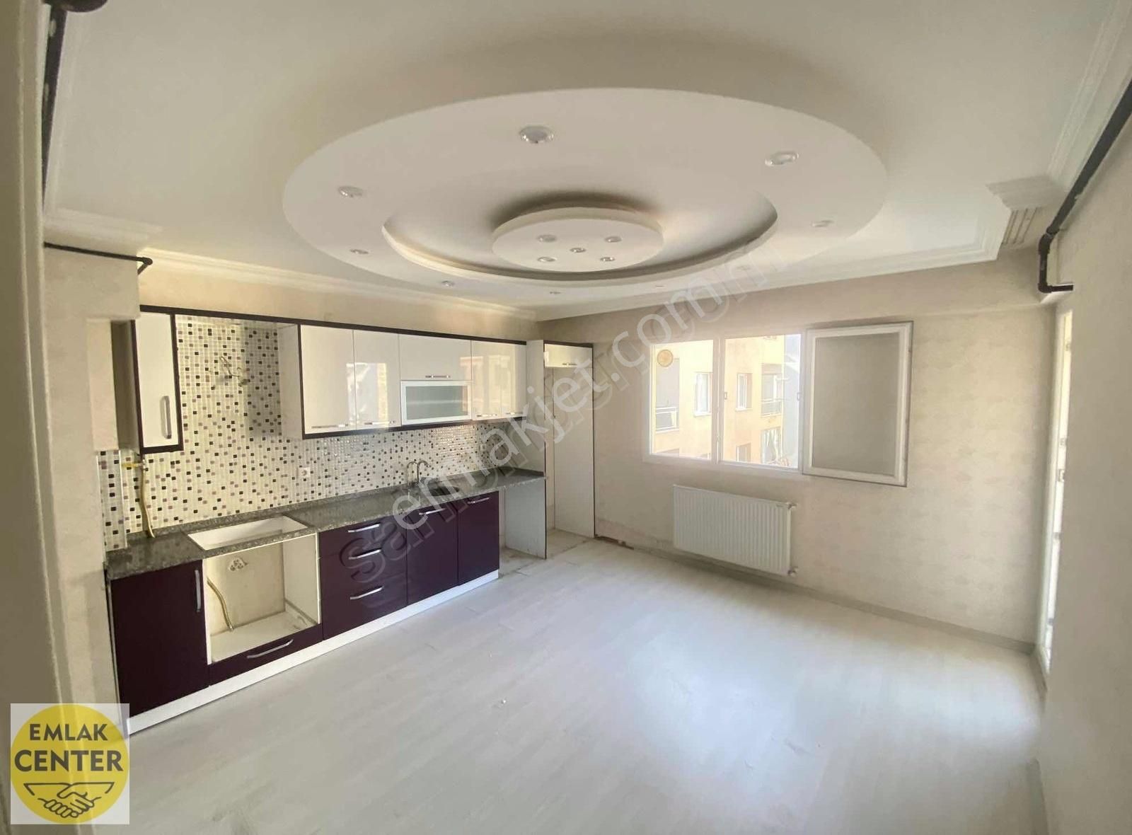 Emlak Center'dan Muradiye'de 3+1 Çift Cephe 150m2 Ara Kat Daire - Görsel 9