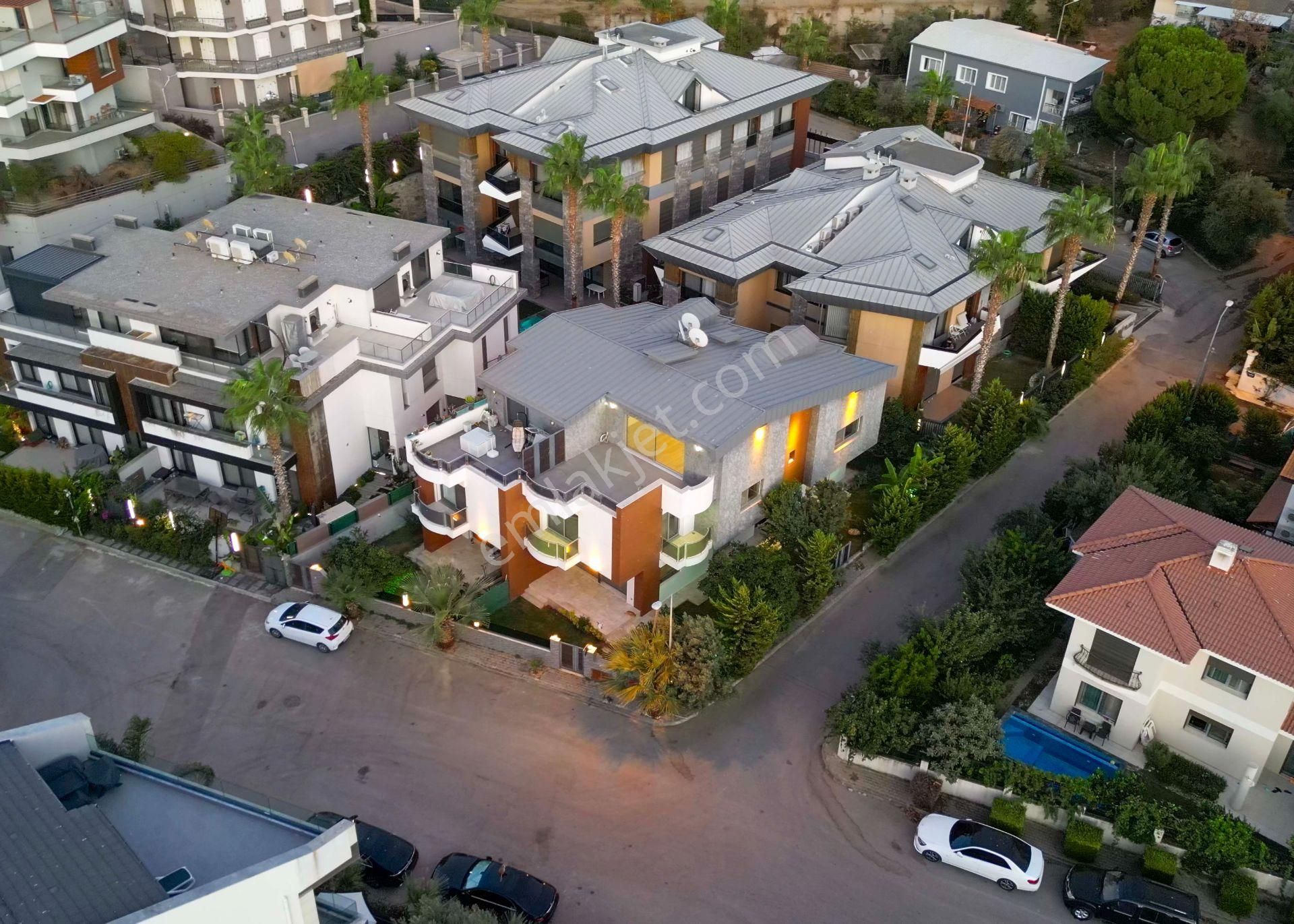Engindeniz Limanreis'te Denize Yakın Deniz Manzaralı Lüks Villa