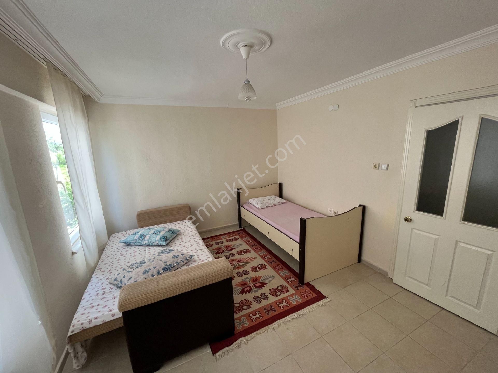 Akçay Da Denize Kordona Yakın Eşyalı Sezonluk Kiralık Müstakil Bahceli Trıblexs - Görsel 3