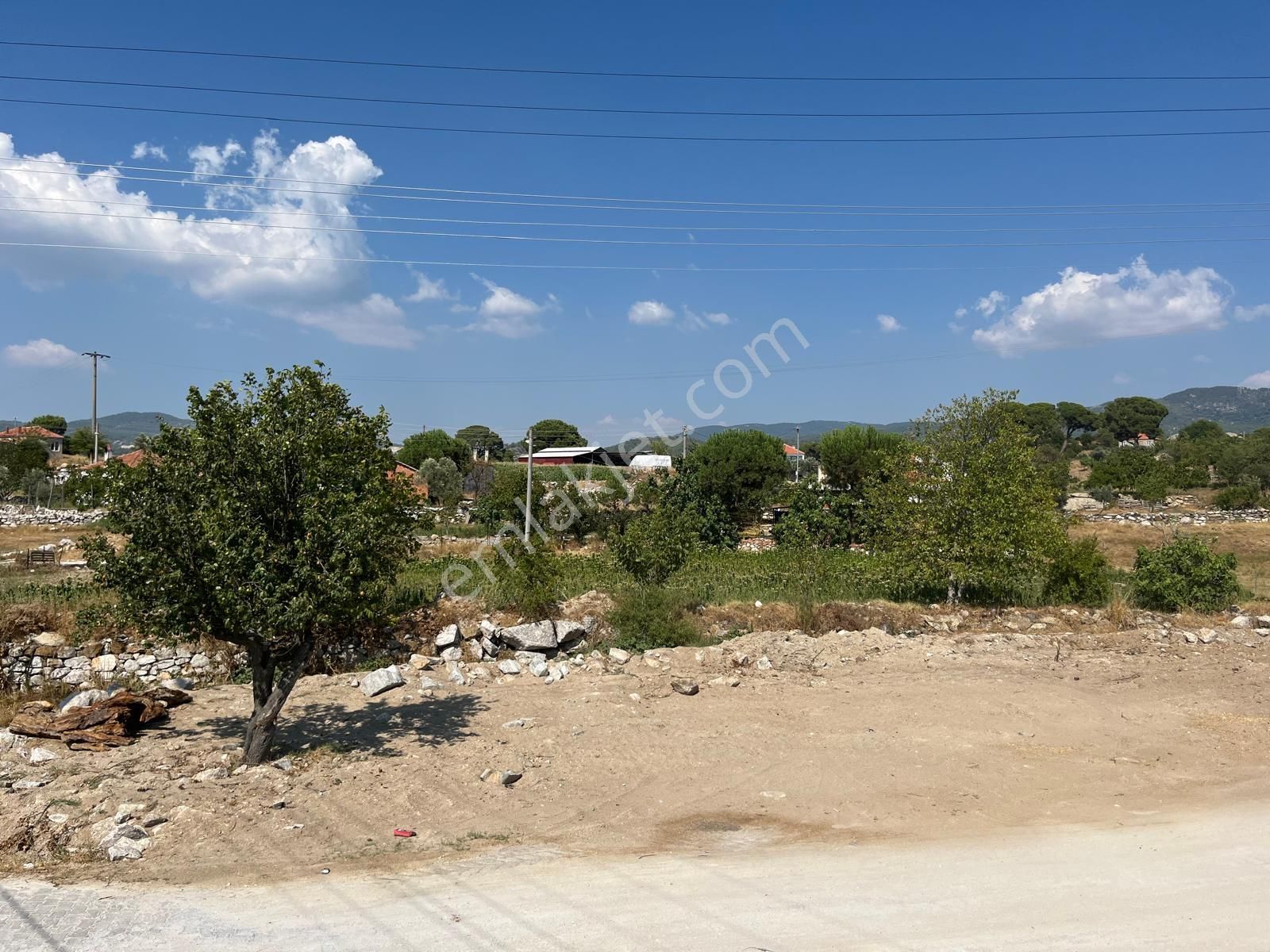 Ev Yapımına Uygun Muğla Milâs'ta, 529 M² Köşe Parsel, Köy İmarlı - Görsel 3