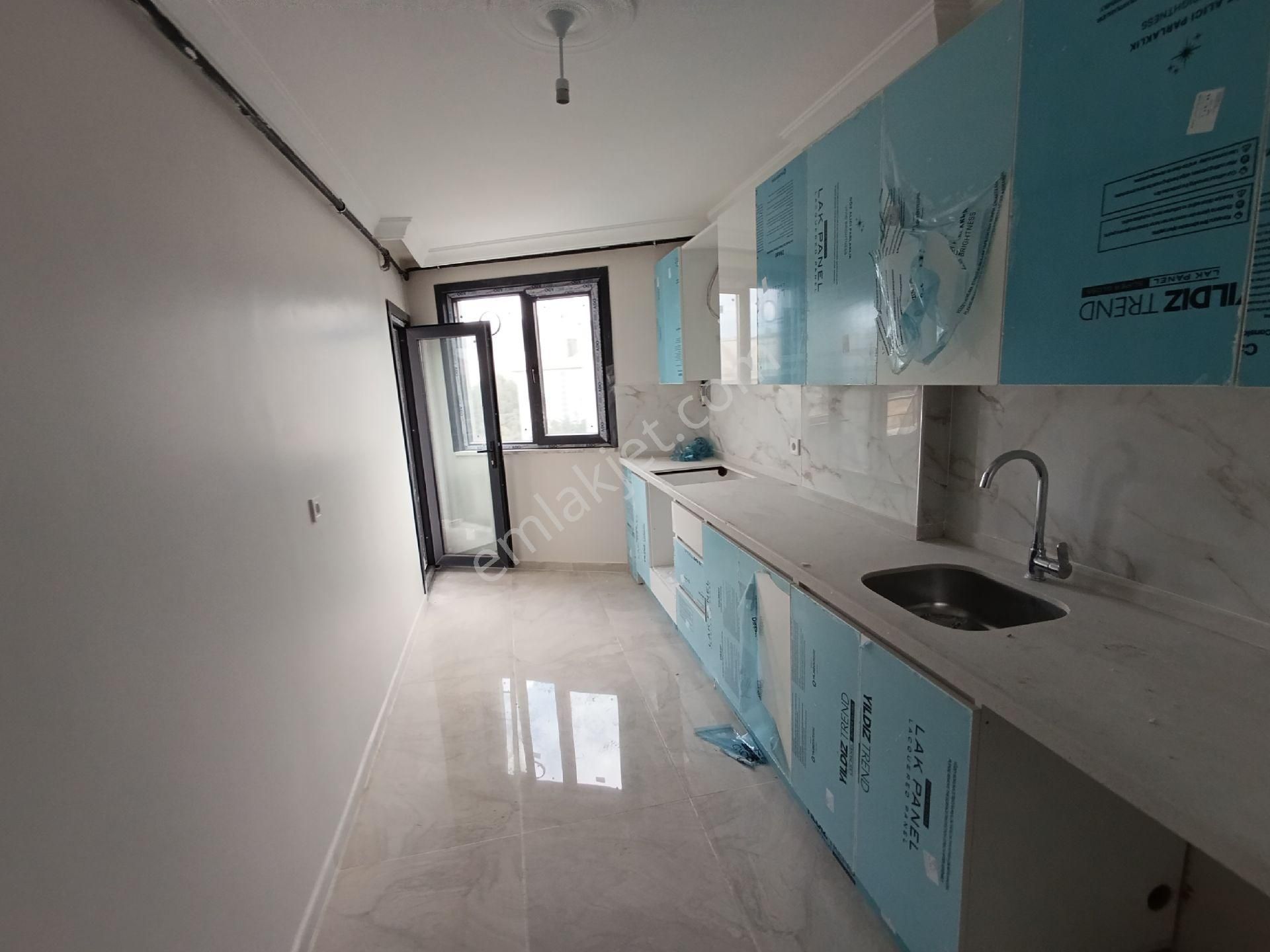 Sultanbeyli Adil Mah De Satılık 3+1 Daire