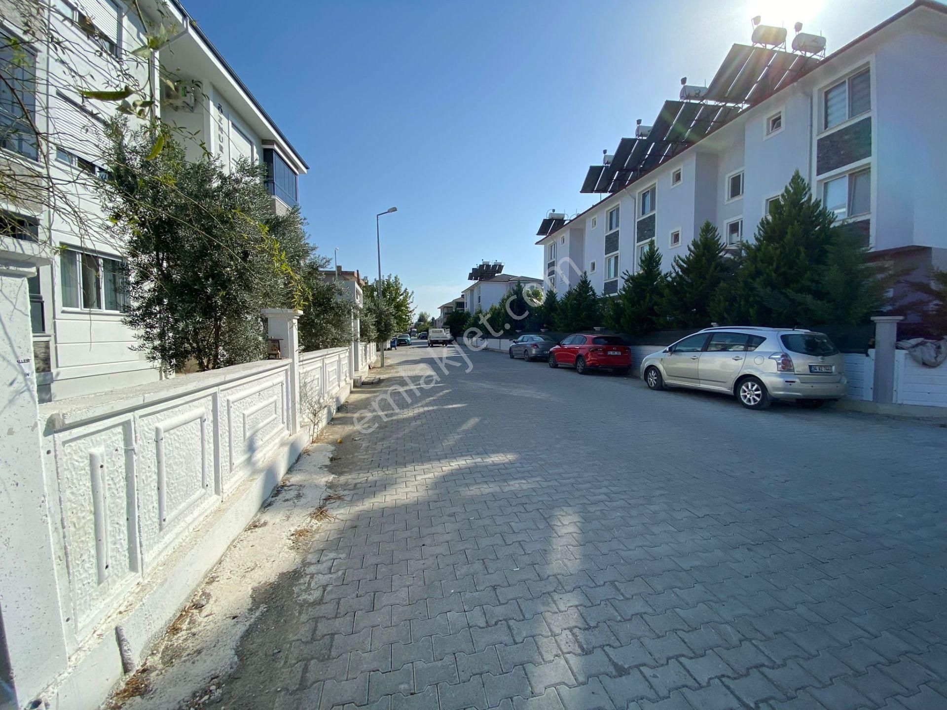 Dalaman Hürriyet Mahallesinde 509 M2 İmarlı Satılık Köşe Parsel - Görsel 2