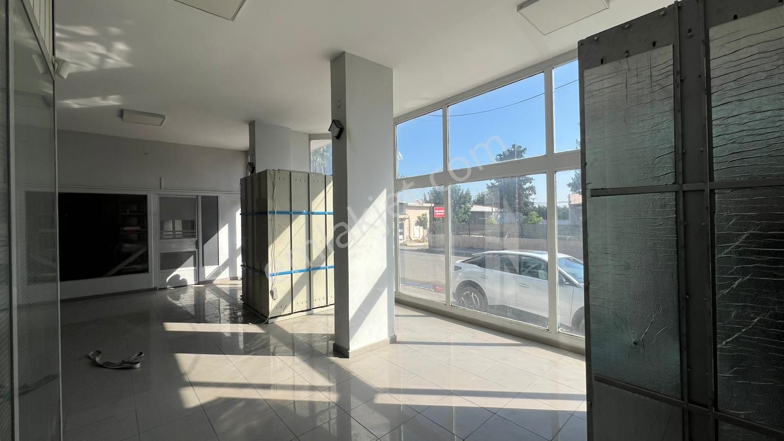 Zorlu Gayrimenkul'den Şakirpaşa'da 1500m2 Kiralık İş Yeri - Görsel 30