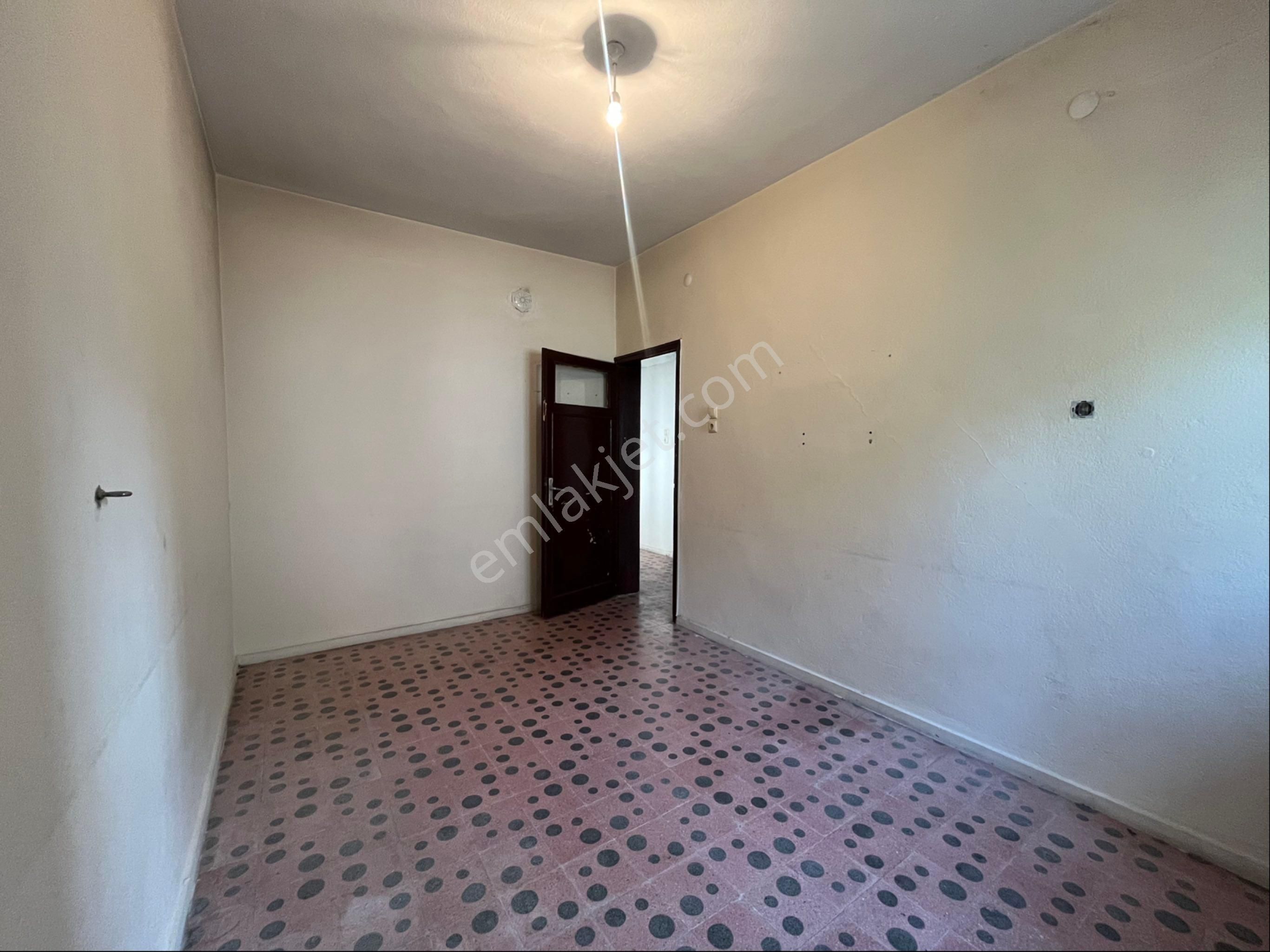 Çarşı Merkezde Kiralık 3+1 Kapalı Mutfak Geniş Daire - Görsel 16