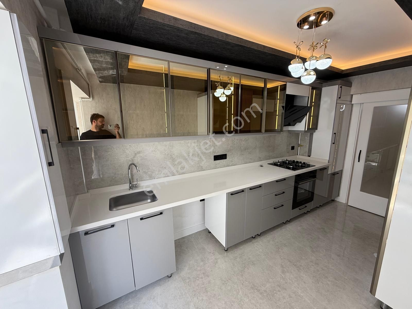 Görkem'den 3+1 120 M2 Kombili Bağımsız Ara Kat Tamamen Ön Cephe Kombili 29 Mayıs Has.yakını