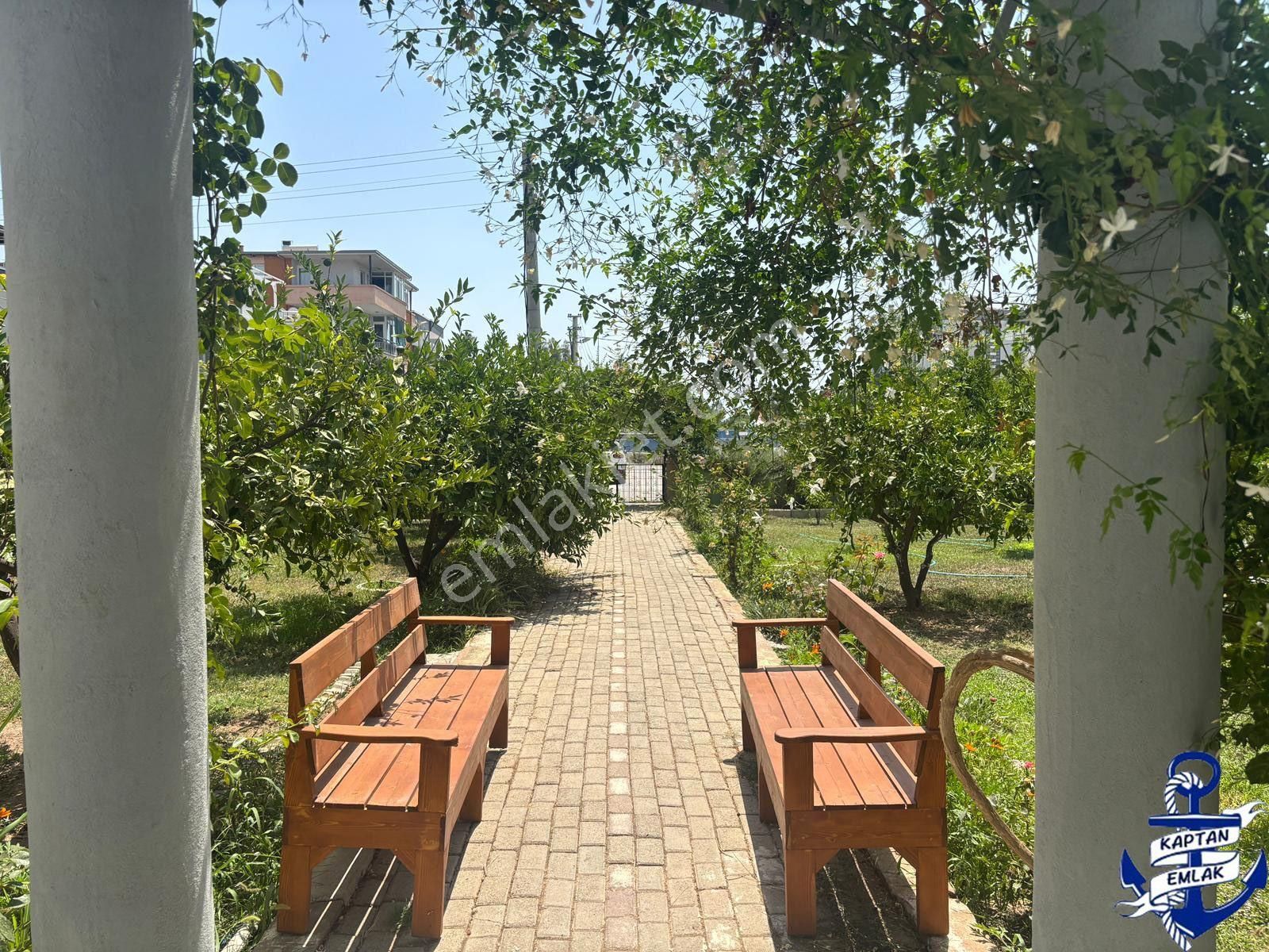 Ürkmez Merkez'de Kapalı Mutfak Sıfır Yapılı 130m2 Satılık 3+1 Daire