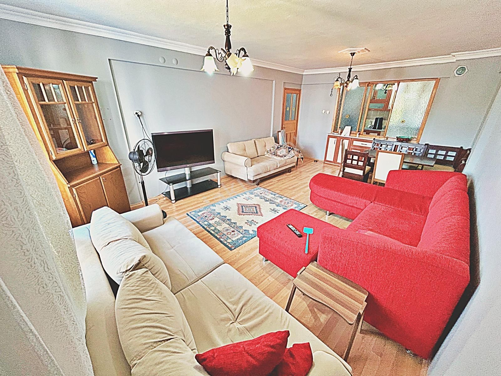 ▀▀jet'ten Altınkum Merkezde Ayrı Mutfaklı Denize 200m 2+1 Daire