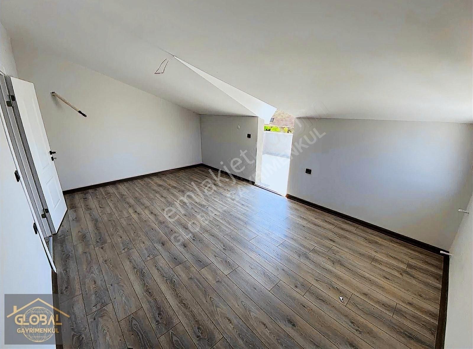 | Global | Denize 50metre Lüks Villa - Görsel 3