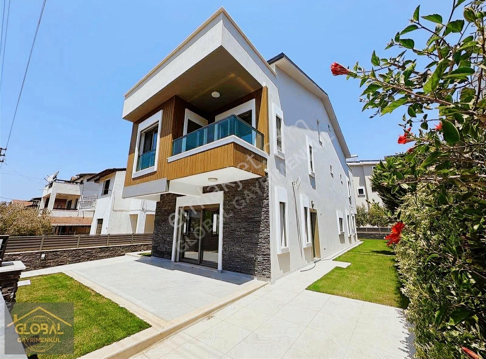 | Global | Denize 50metre Lüks Villa - Görsel 17