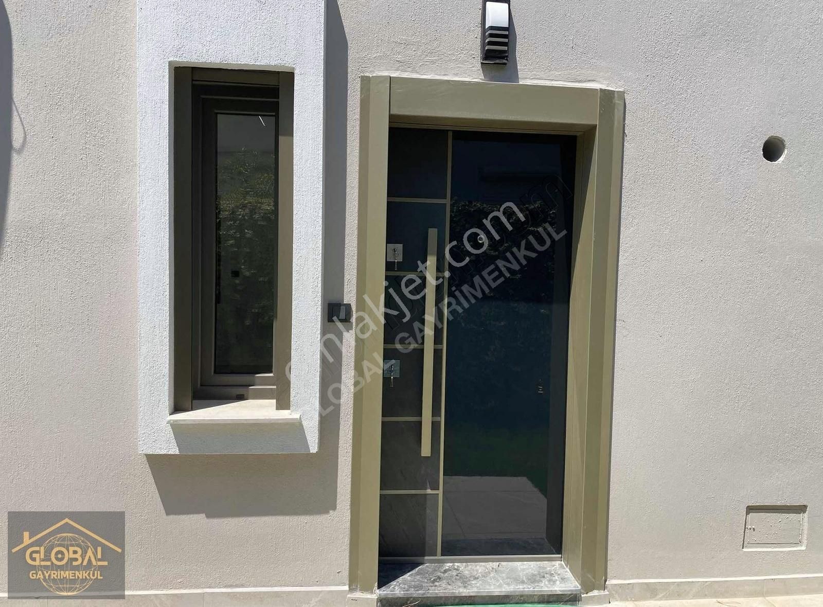 | Global | Denize 50metre Lüks Villa - Görsel 24