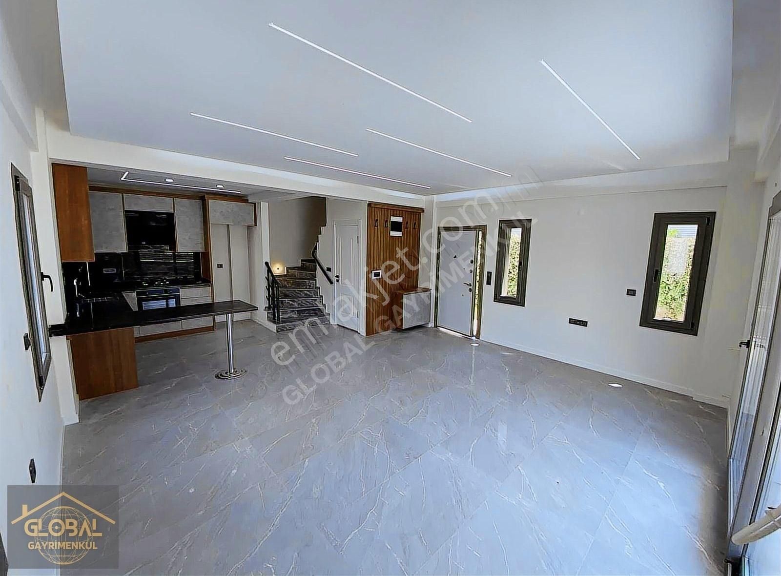 | Global | Denize 50metre Lüks Villa - Görsel 27