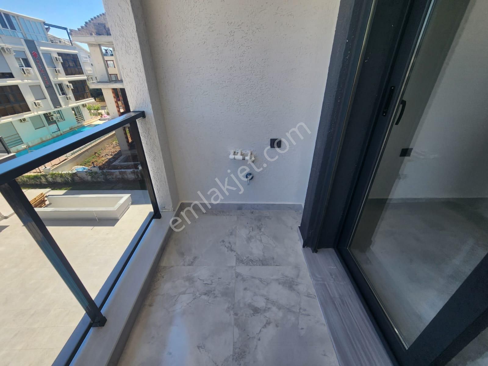 Didim Altınkum Mahallesi'nde Site İçerisinde Deniz Manzaralı Satılık Daire - Görsel 9