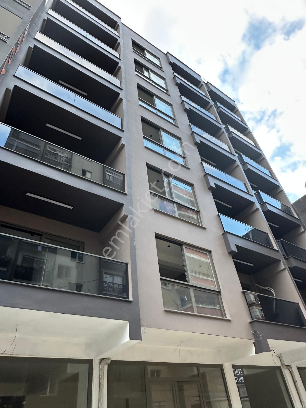 Satılık 1+1 Daire Erdemli Merkezde Mersin