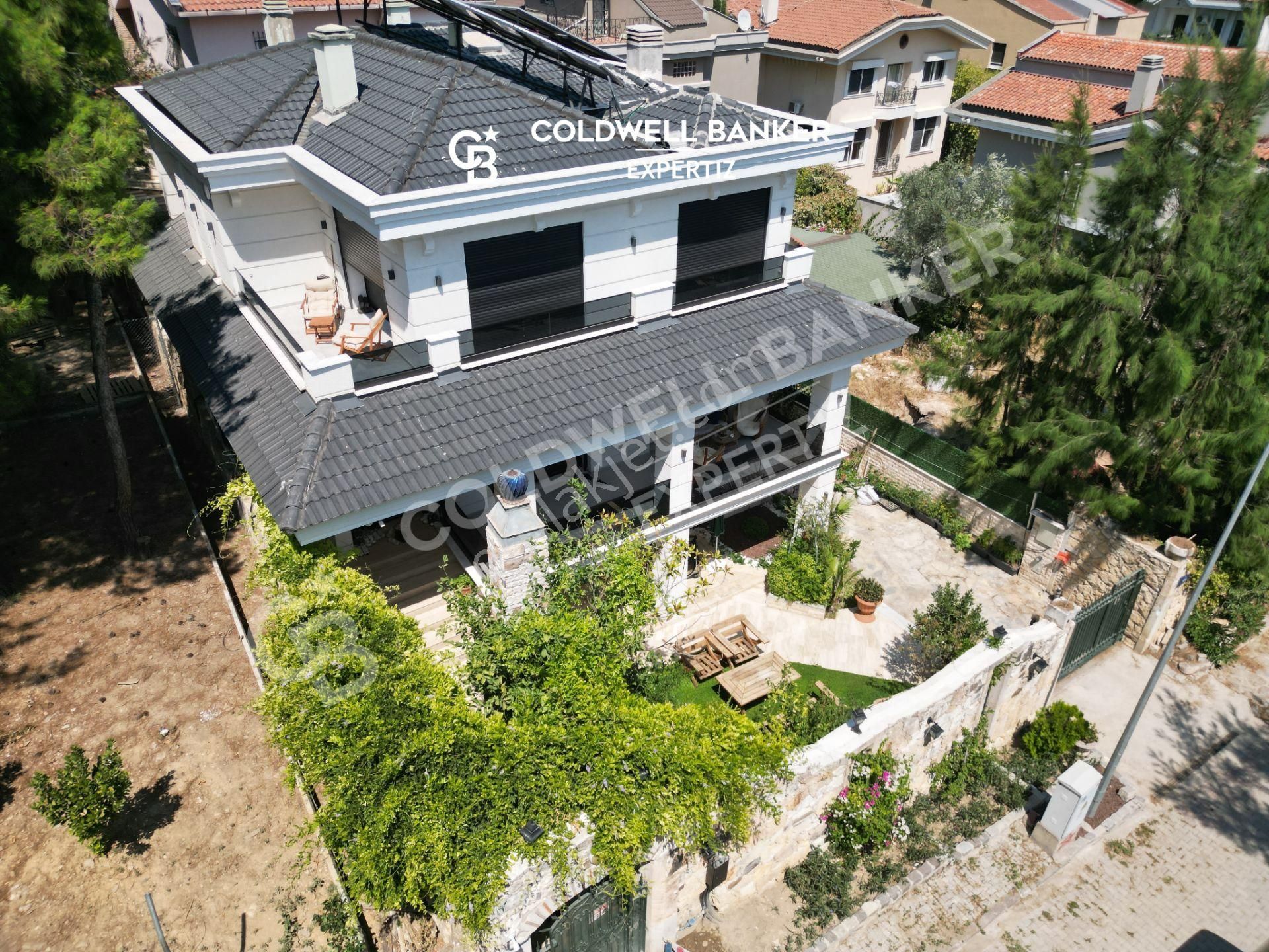 Bornova Evka3 Satılık 5+2 Villa