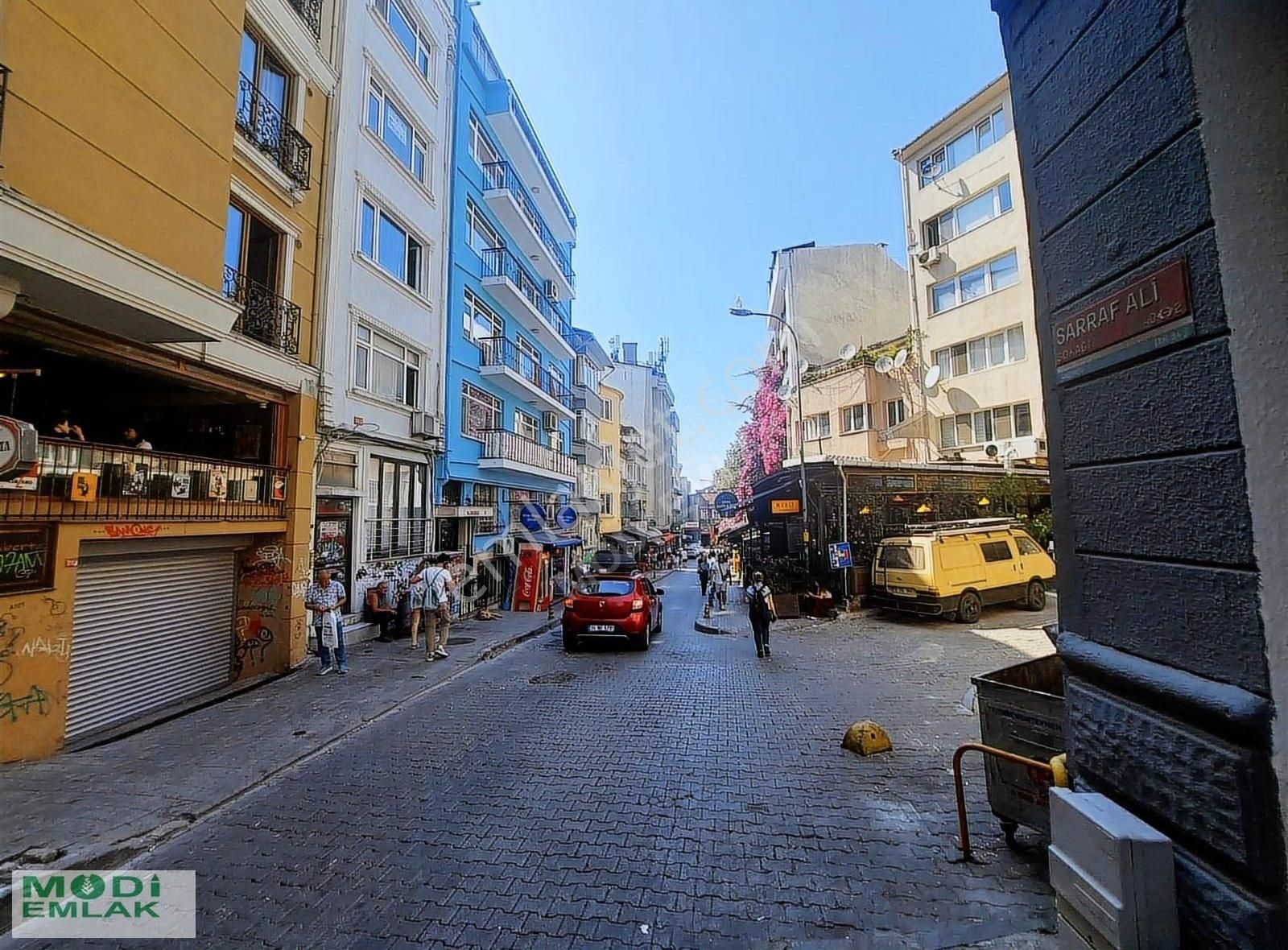 Moda Sahile Yakın Asansörlü Otoparklı Satılık 3+1 Ofis Daire - Görsel 23