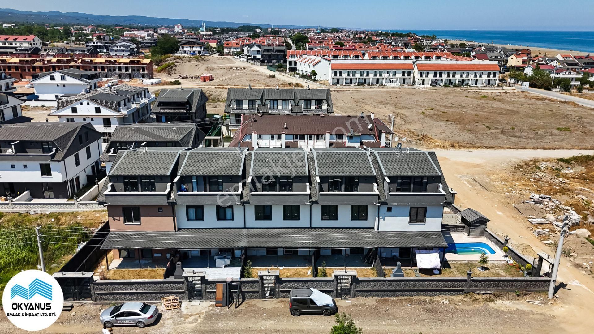 Kocaali De Deniz Manzaralı, Köşe Parselde Lüks Villa!