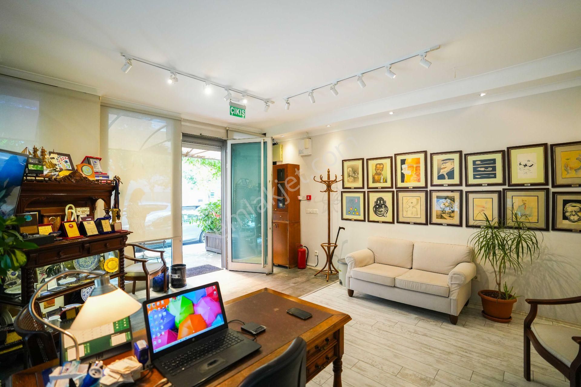 Etiler, Ünlülerin Duayen Diş Hekimi Hocasından Devren Kiralık Diş Kliniği - Görsel 23