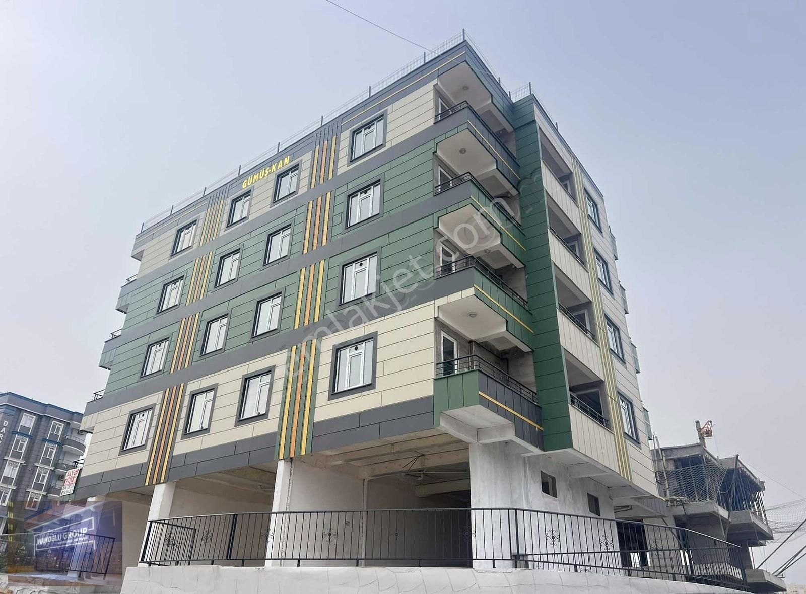İmamoğlu'ndan Seyrantepe'de 1+1 Köşebaşı Havalesiz Eşyasız Kira