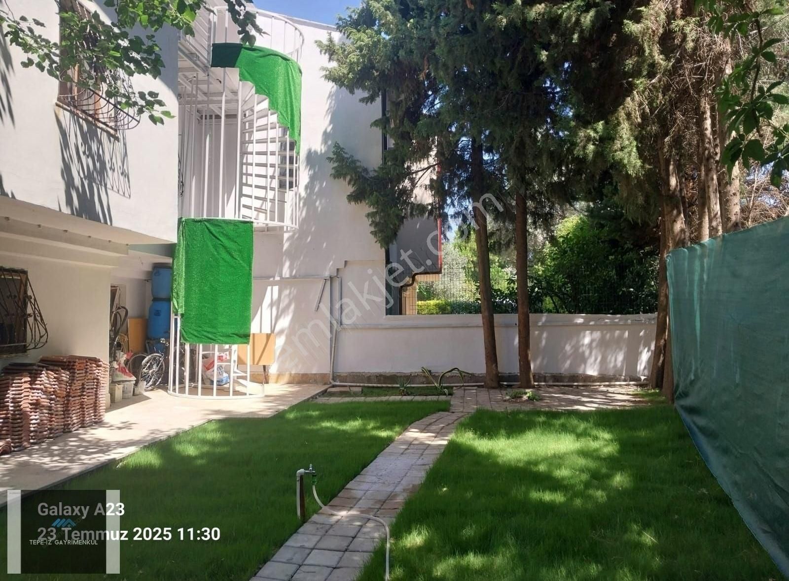 Urla Binkonutlarda Ferah Sessiz Havuzlu Sitede 2+1 Çatı Daire - Görsel 25