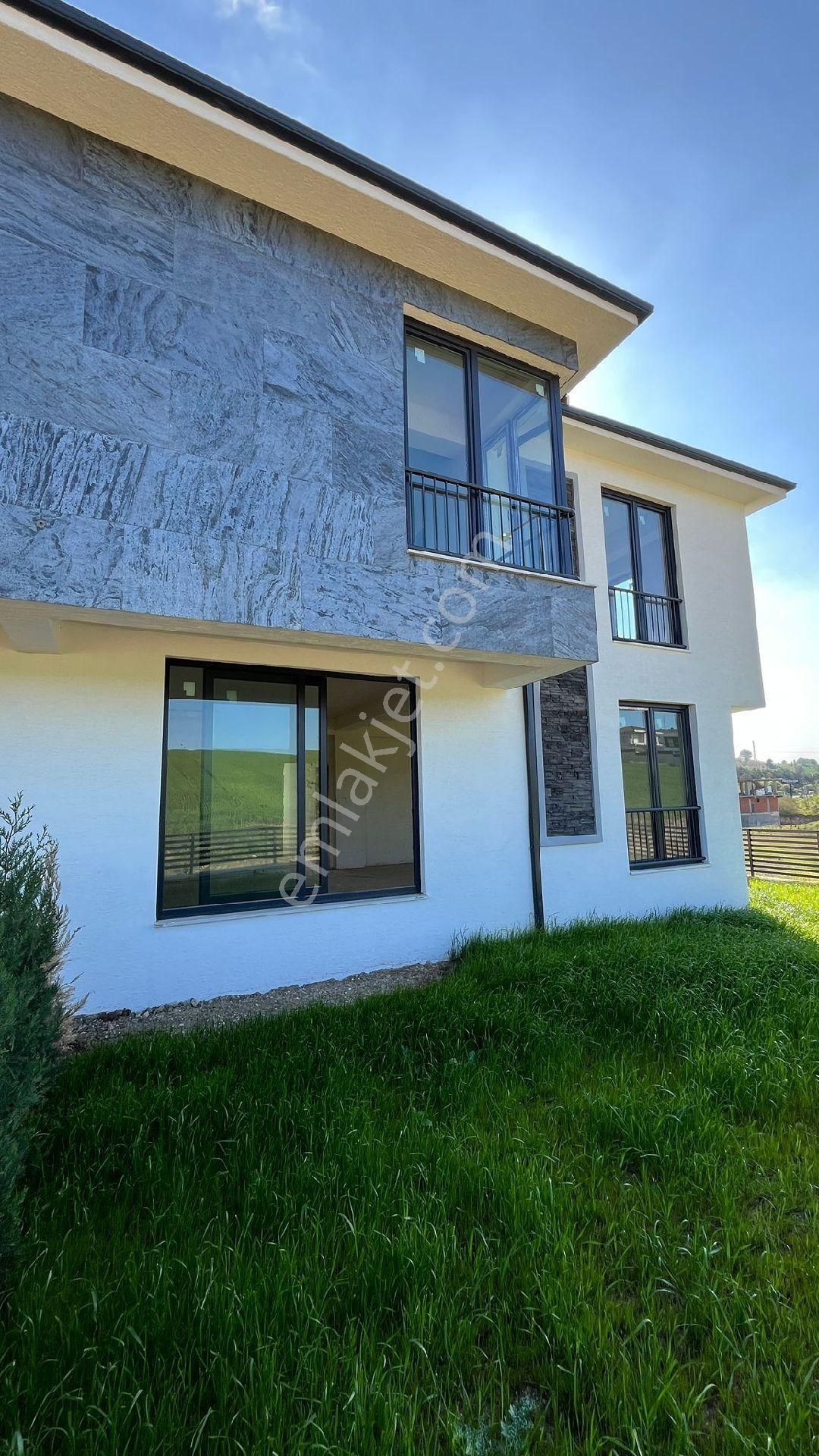 E&f Gayrimenkul'den Mobiliyum Karşisinda Satılık Villa - Görsel 4