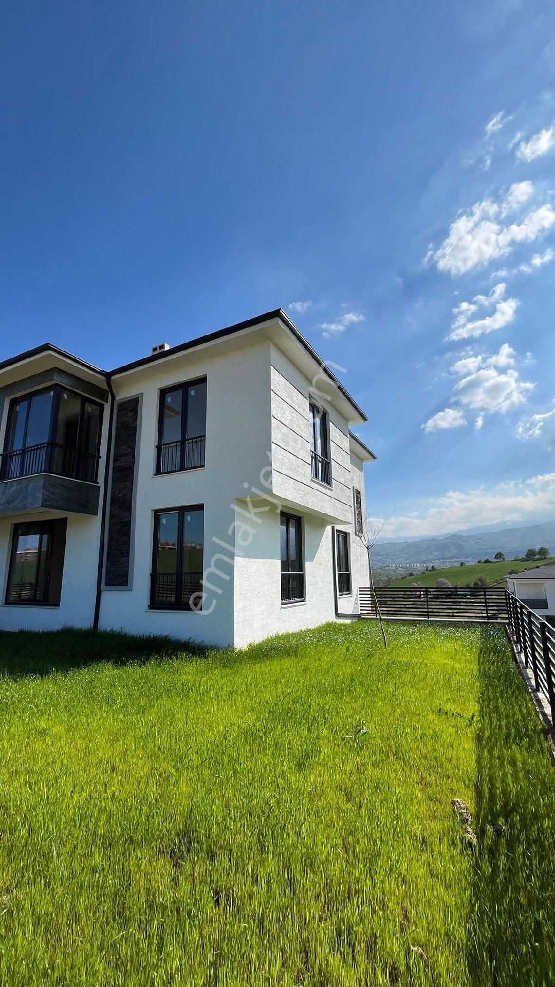 E&f Gayrimenkul'den Mobiliyum Karşisinda Satılık Villa - Görsel 5