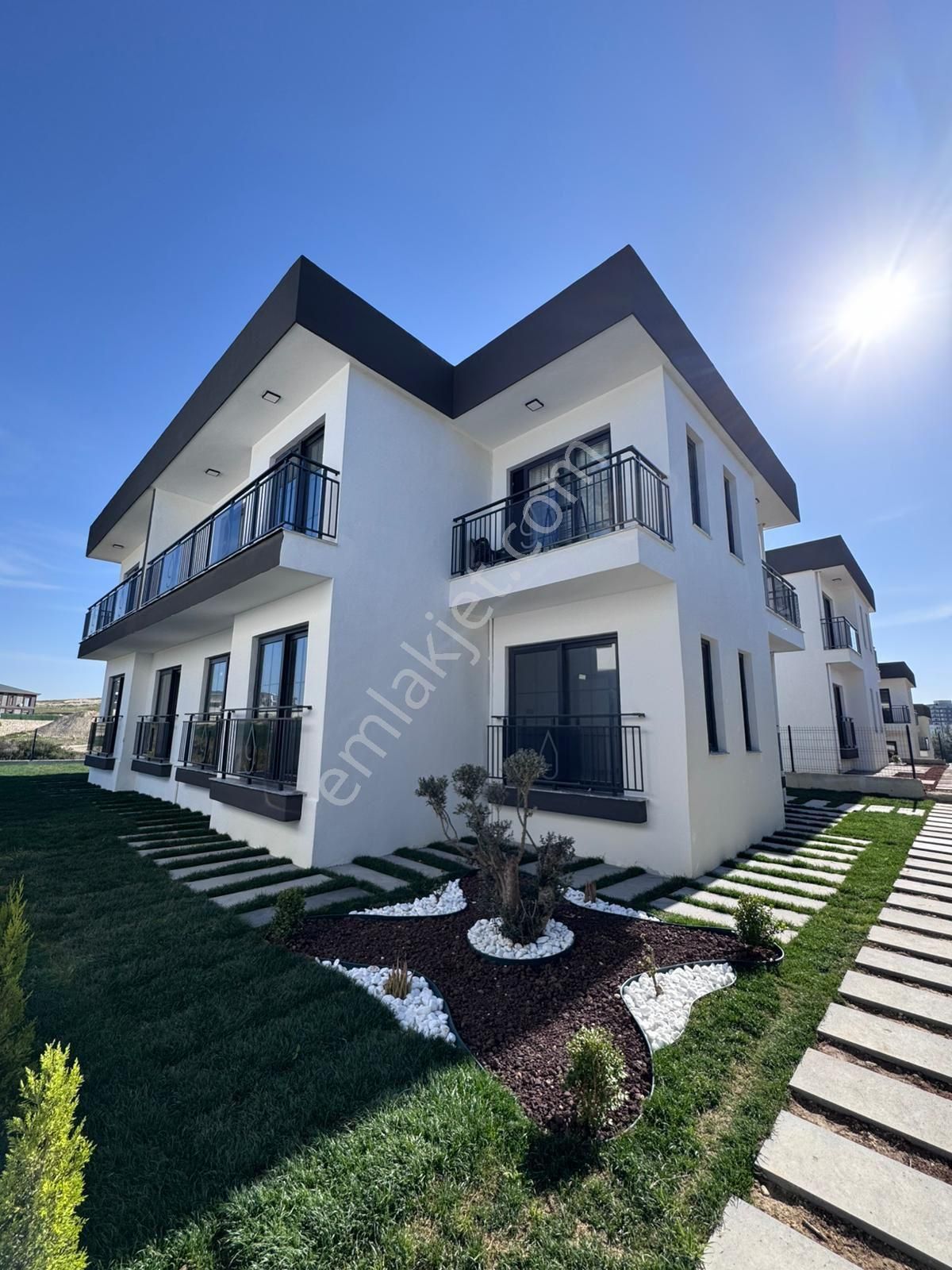 Sarıçam Çınarlıda 1+1 Satılık Villa