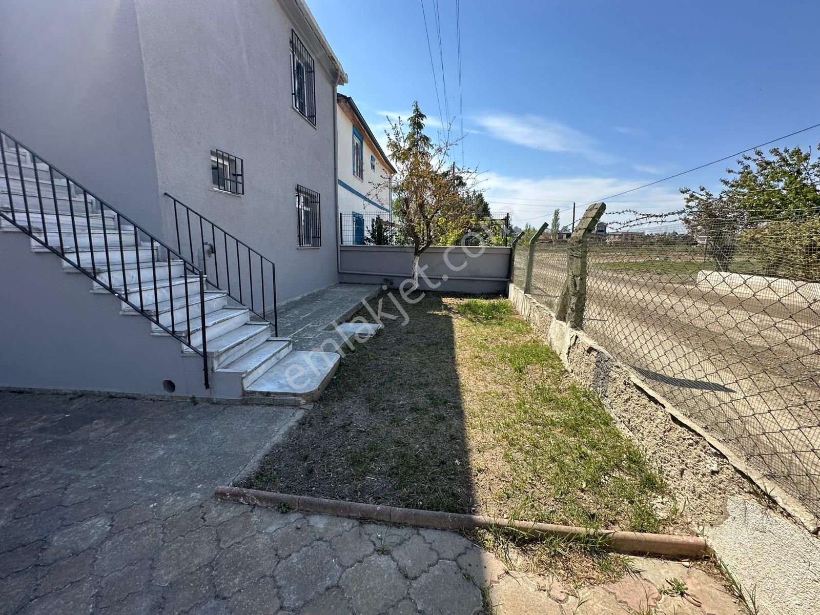 Tekirdağ Marmaraereğlisi'nde 426 M2 Arsalı Satılık 2 Katlı Villa - Görsel 2