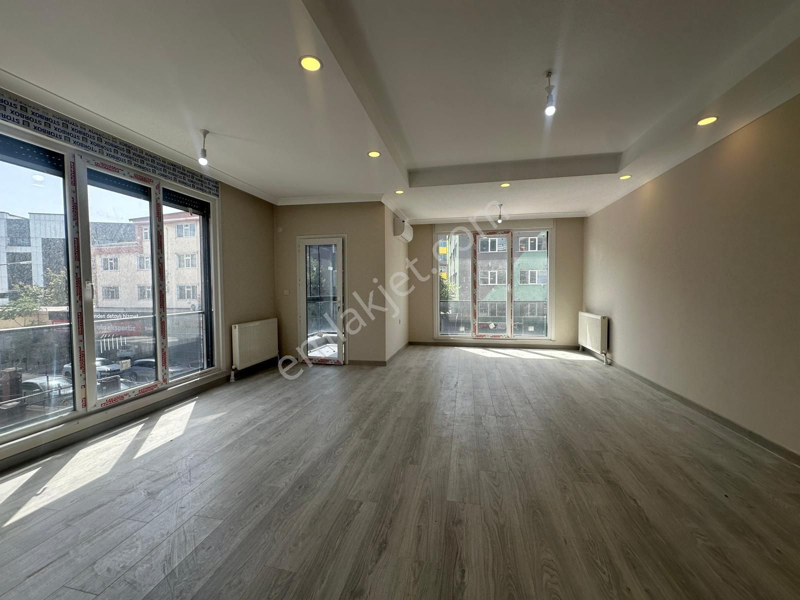 Bahçelievler E5 Yakını Sıfır Binada 3+1 Kapalı Otoparklı Satılık
