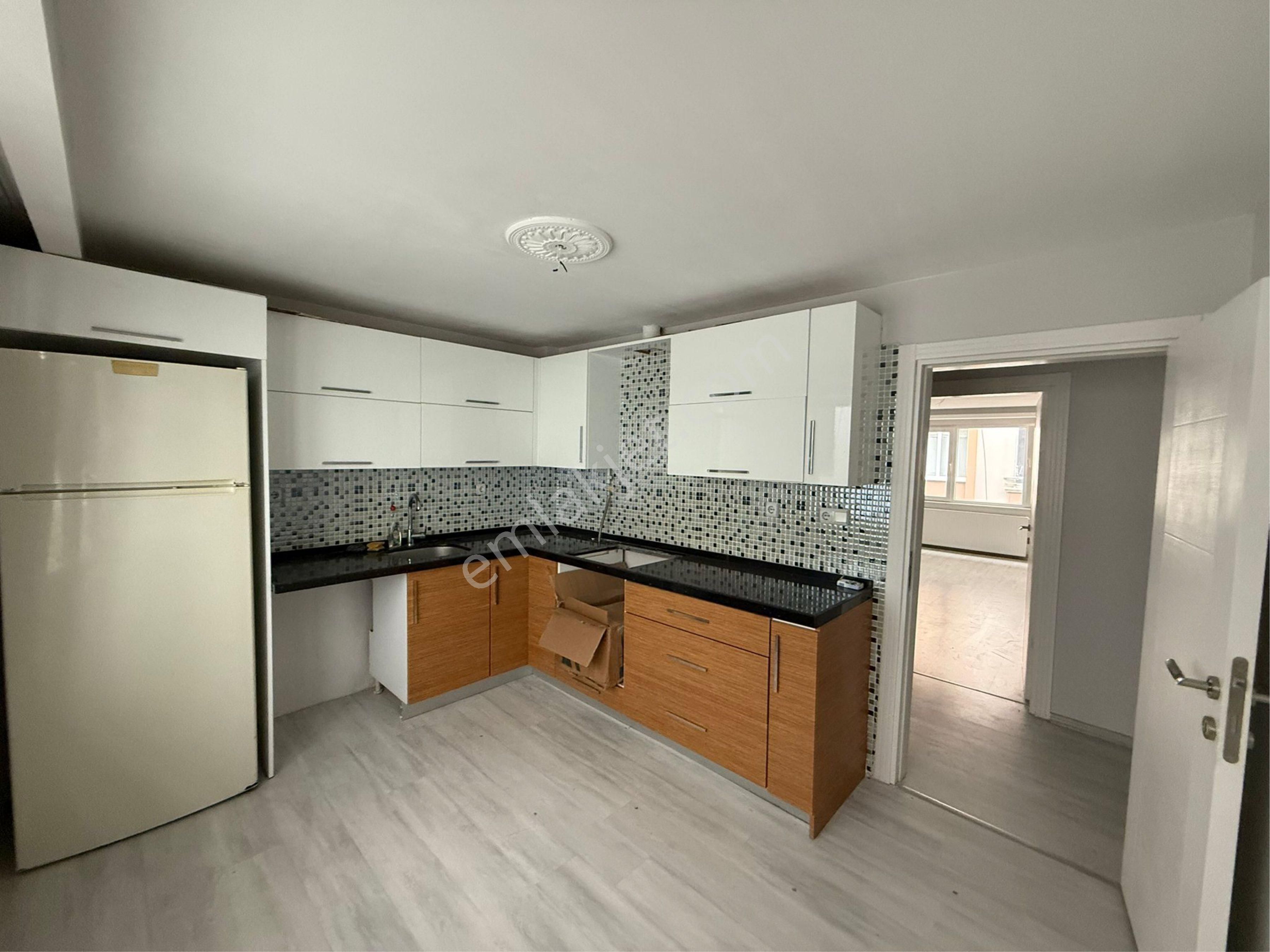 Furkan Emlaktan Kışka Mh 2+1 2.kat 115m2 15yıllık Fırsat Daire