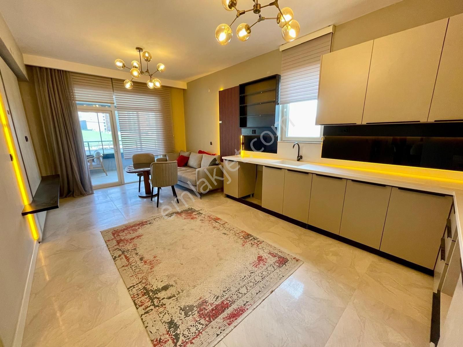 Ünsal'dan_süper Site Dairesi_7/24 Güvenlikli_4+1_kapalı Otopar