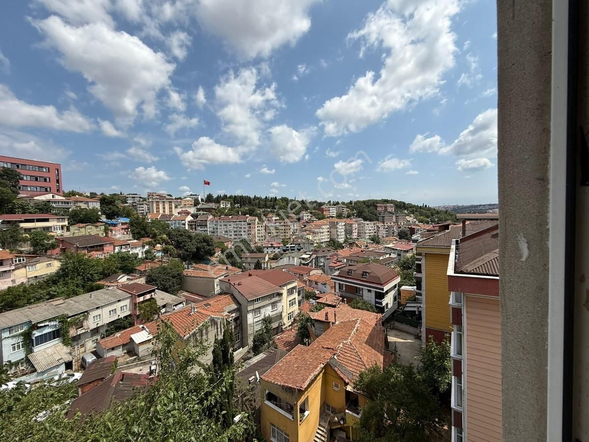 Eyüpte Pierre Loti Manzaralı Ferah Daire Yatırımlık Kaçmaz