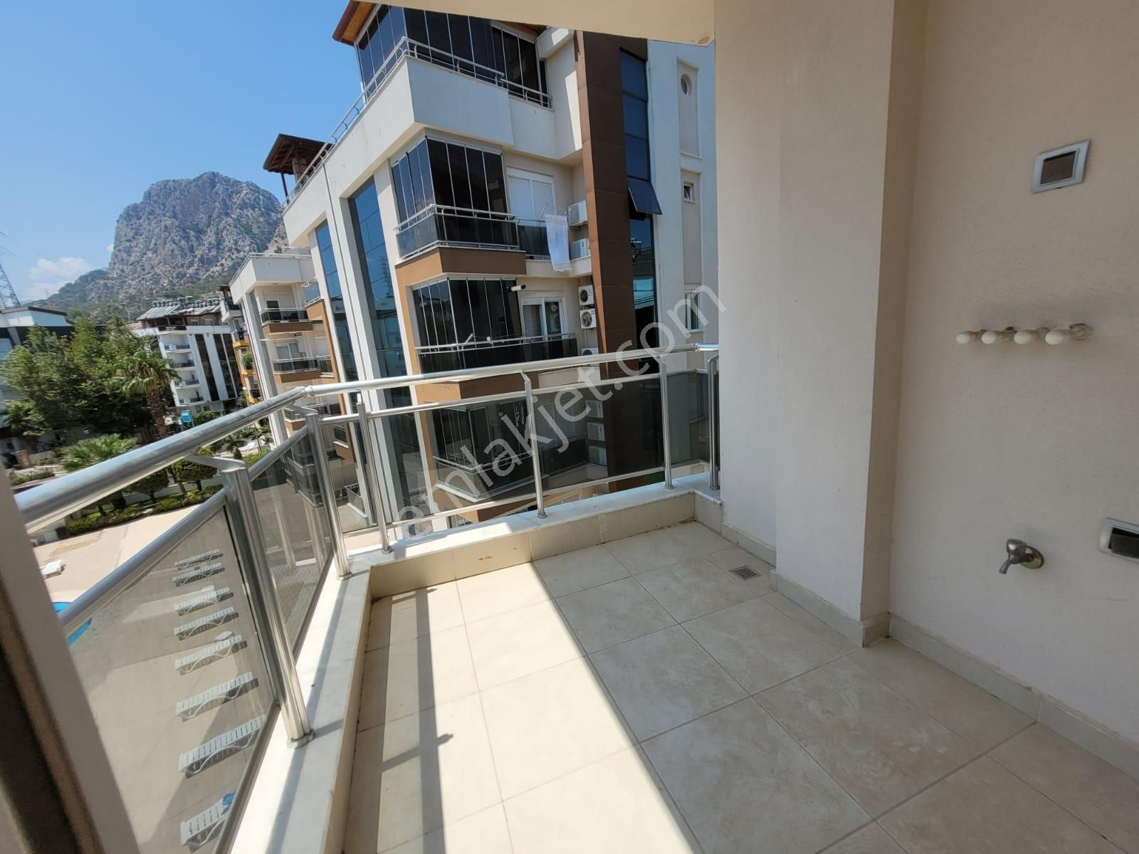Hurmada Site İçerisinde Havuz Cephe Eşyalı 2+1 Kiralık Daire - Görsel 22