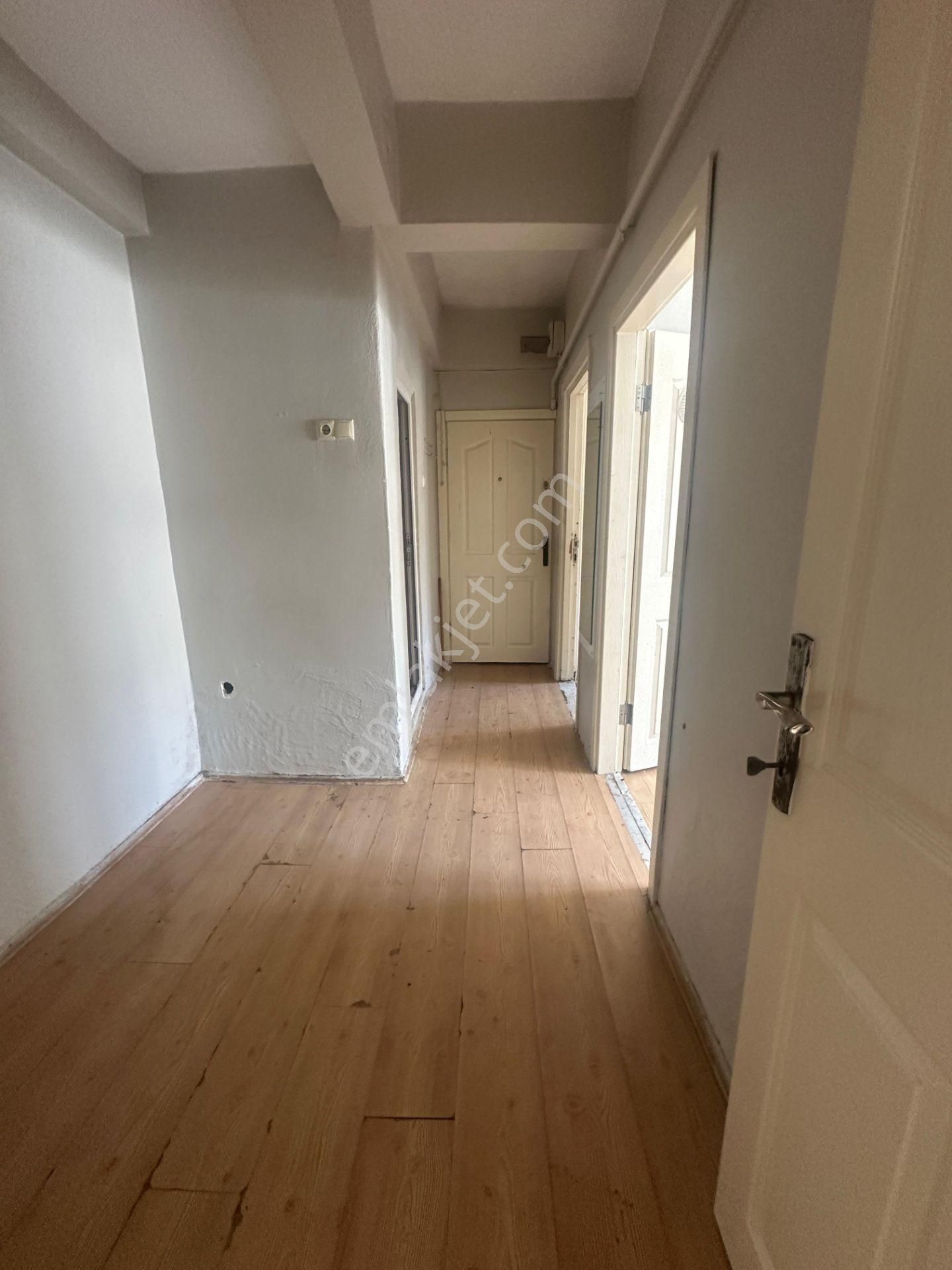 Şehir Merkezinde Yatırımlık Giriş Katı 2+1 Satılık Daire