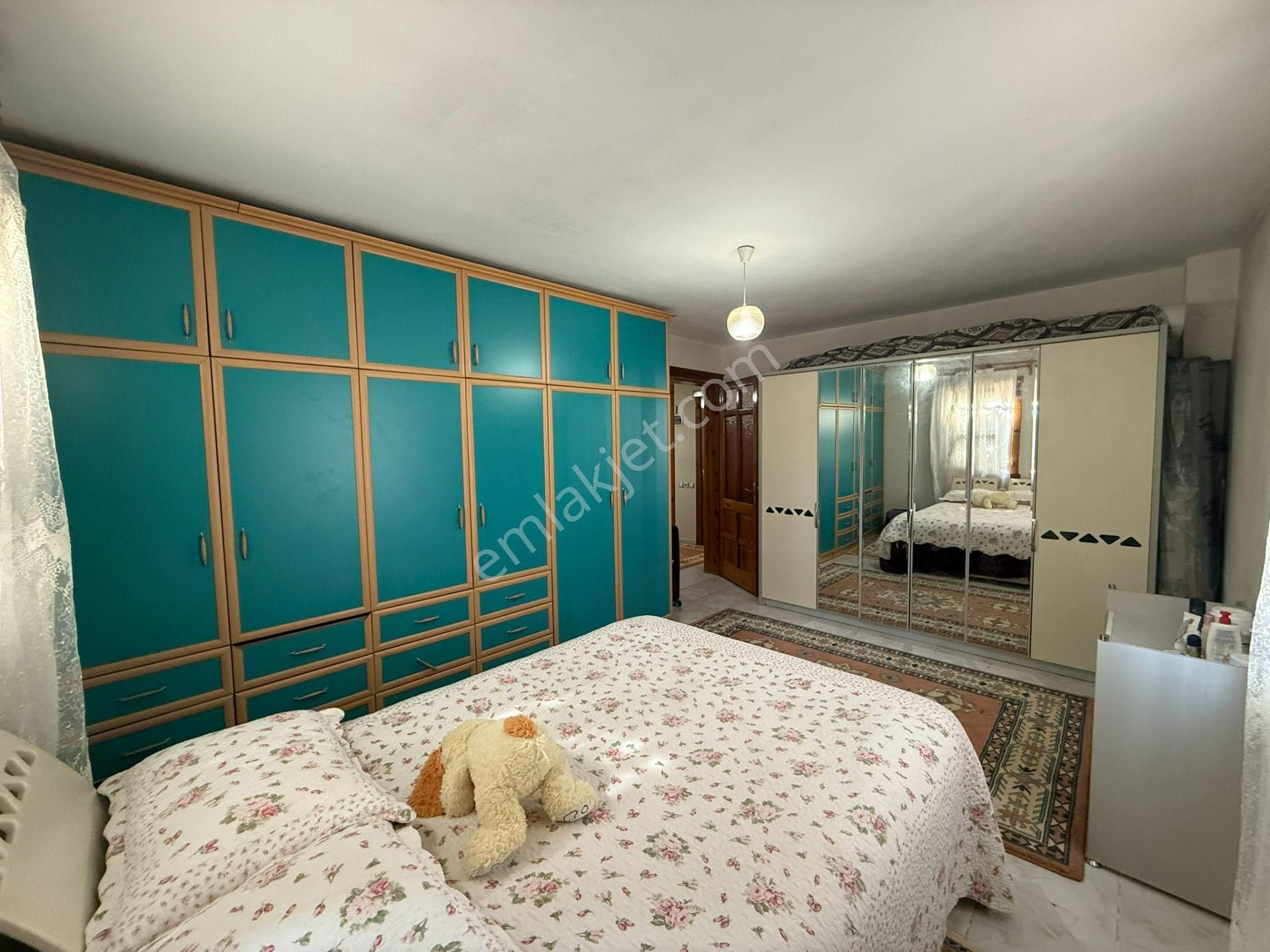 Menderes'te Satılık Tarla Ve Müstakil Ev - Görsel 13