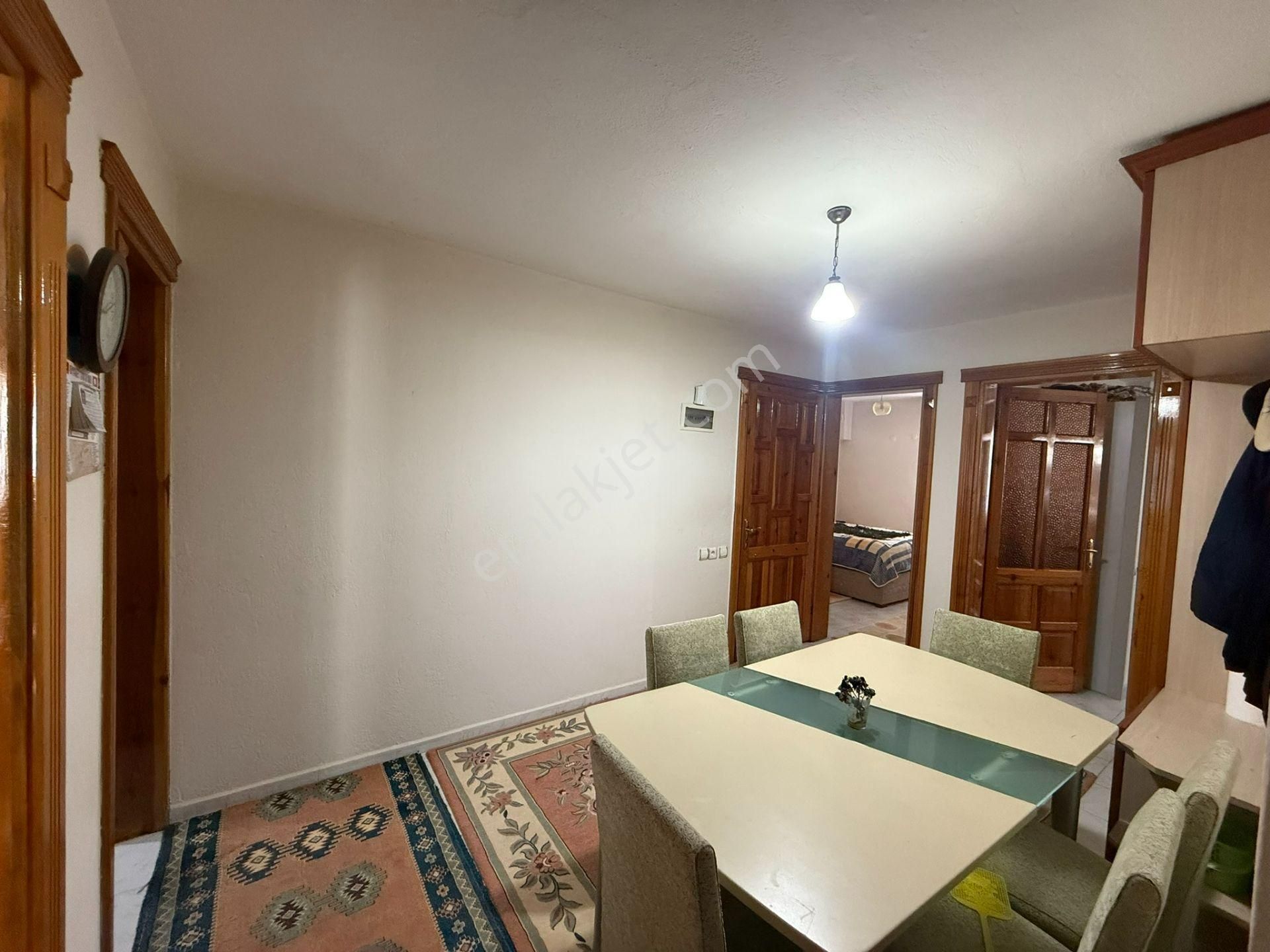 Menderes'te Satılık Tarla Ve Müstakil Ev - Görsel 5